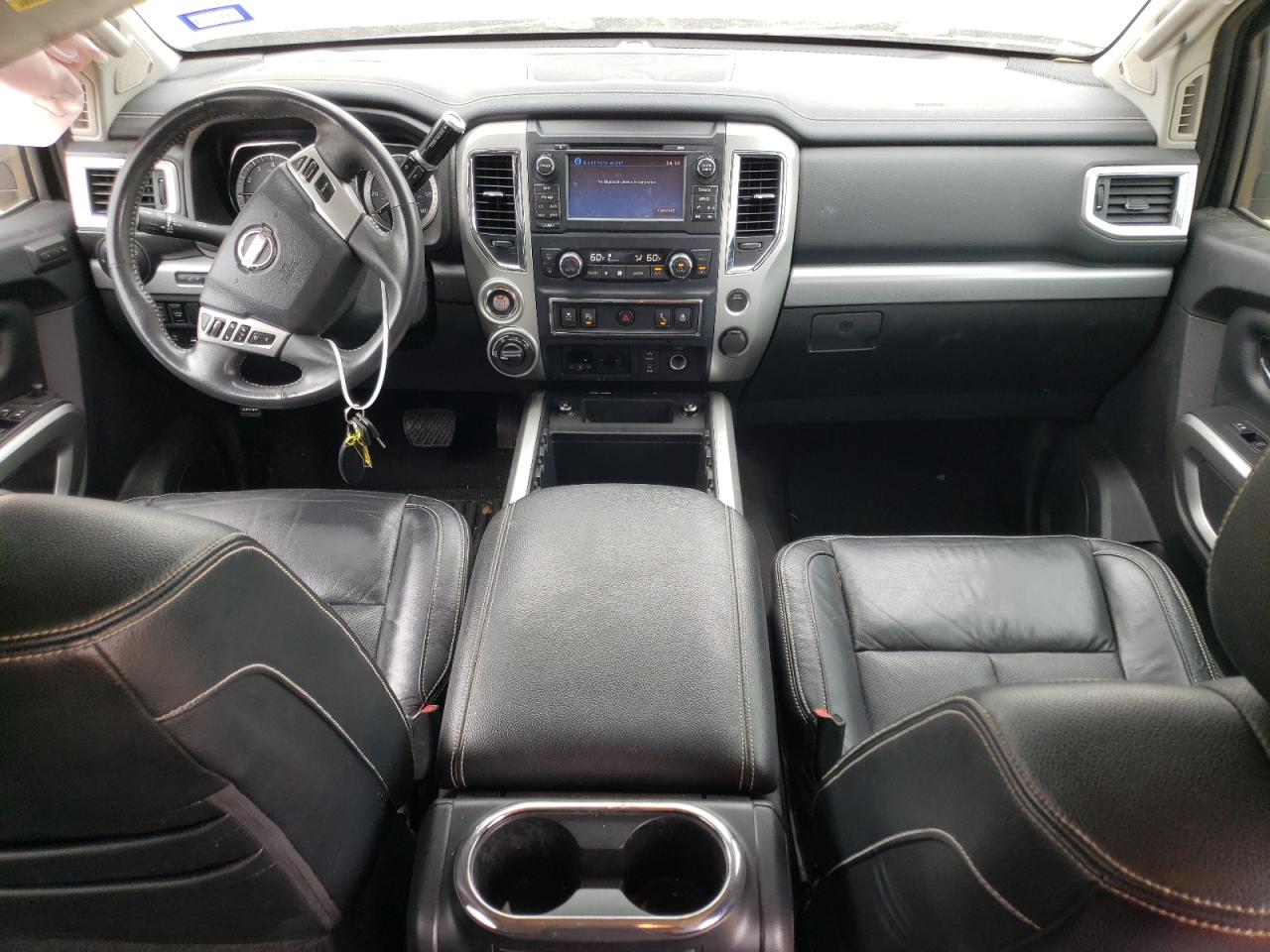 Photo 7 VIN: 1N6AA1E59HN555097 - NISSAN TITAN 