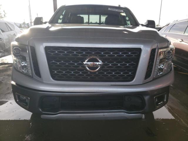 Photo 4 VIN: 1N6AA1E59JN505709 - NISSAN TITAN SV 