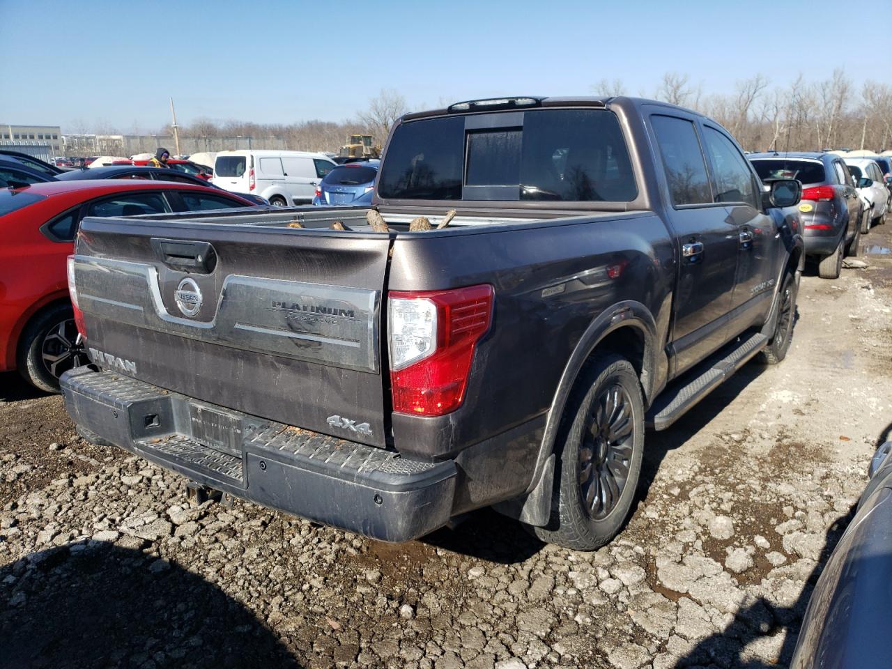 Photo 2 VIN: 1N6AA1E59JN513437 - NISSAN TITAN 