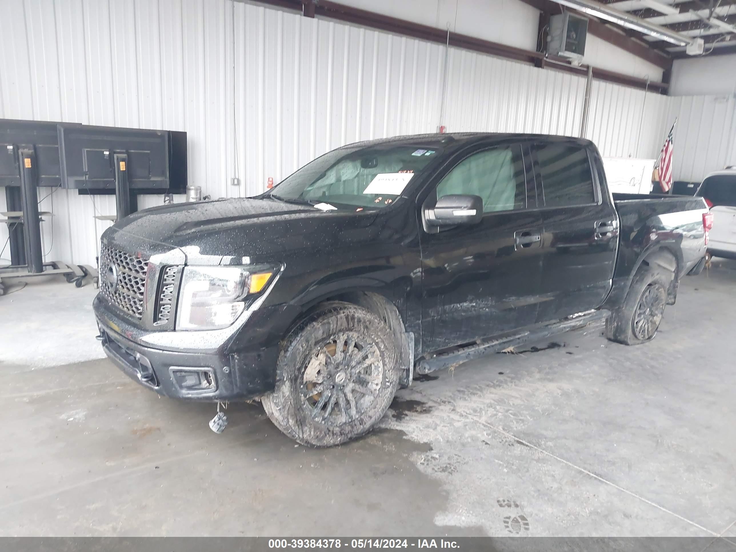 Photo 1 VIN: 1N6AA1E59KN535083 - NISSAN TITAN 