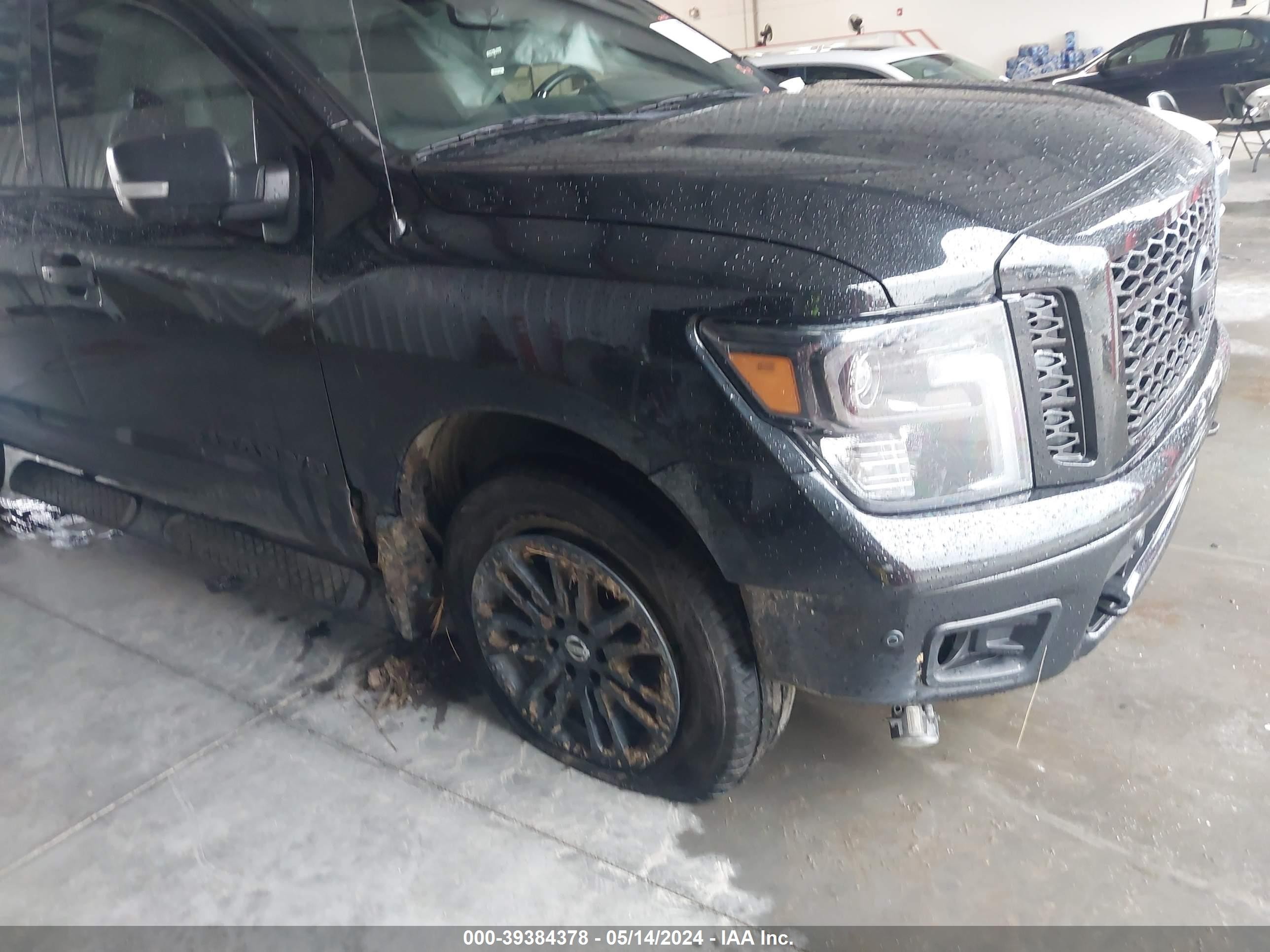 Photo 5 VIN: 1N6AA1E59KN535083 - NISSAN TITAN 