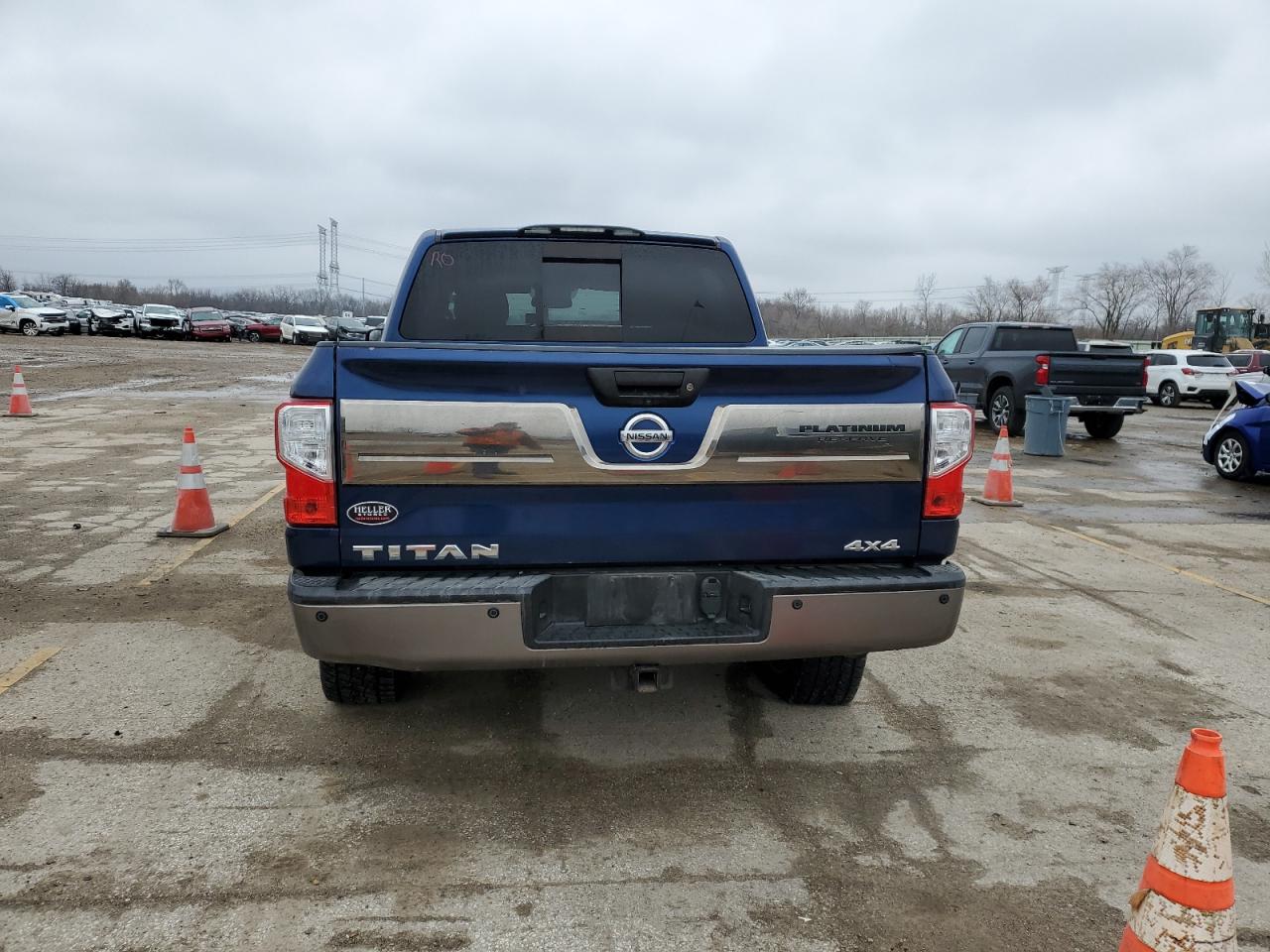 Photo 5 VIN: 1N6AA1E5XHN537143 - NISSAN TITAN 