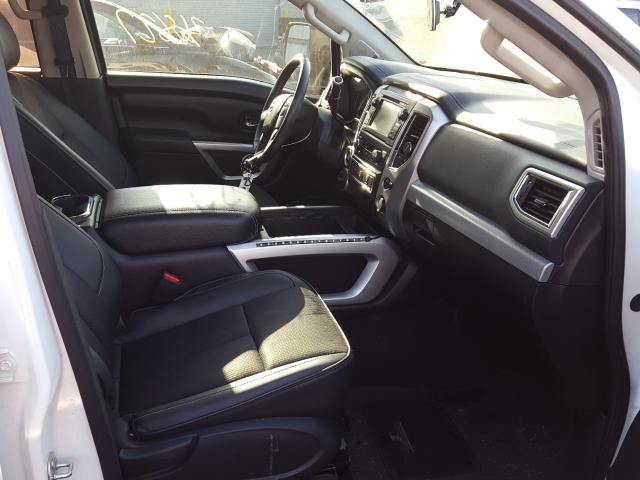 Photo 4 VIN: 1N6AA1E5XHN569171 - NISSAN TITAN 