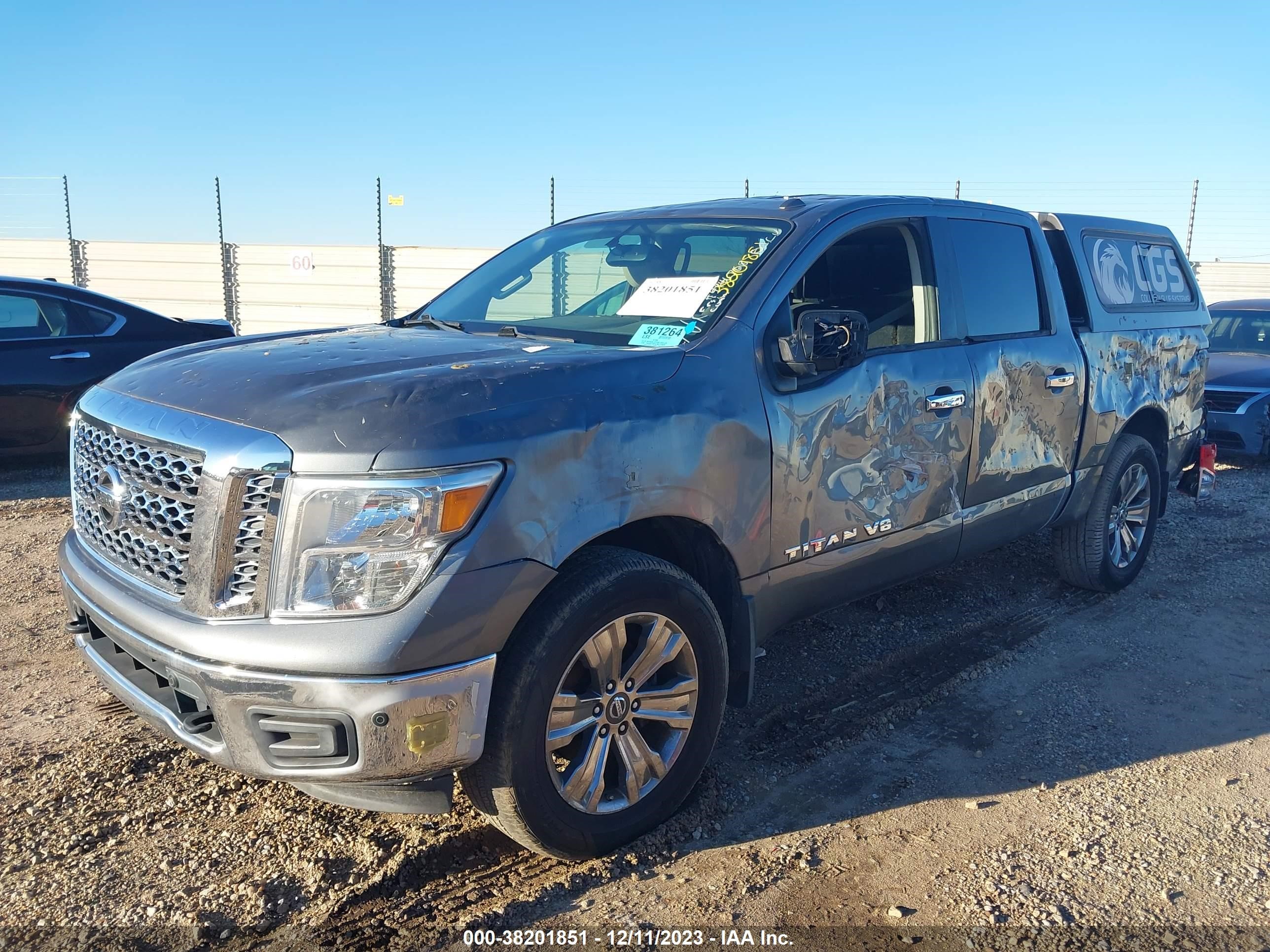 Photo 1 VIN: 1N6AA1E5XJN514449 - NISSAN TITAN 