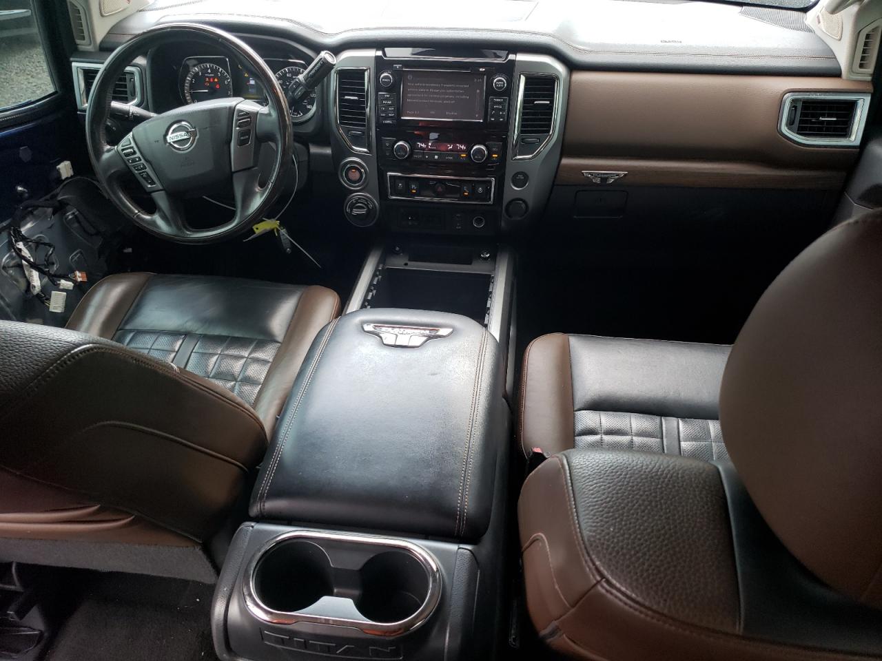 Photo 7 VIN: 1N6AA1E5XJN531347 - NISSAN TITAN 