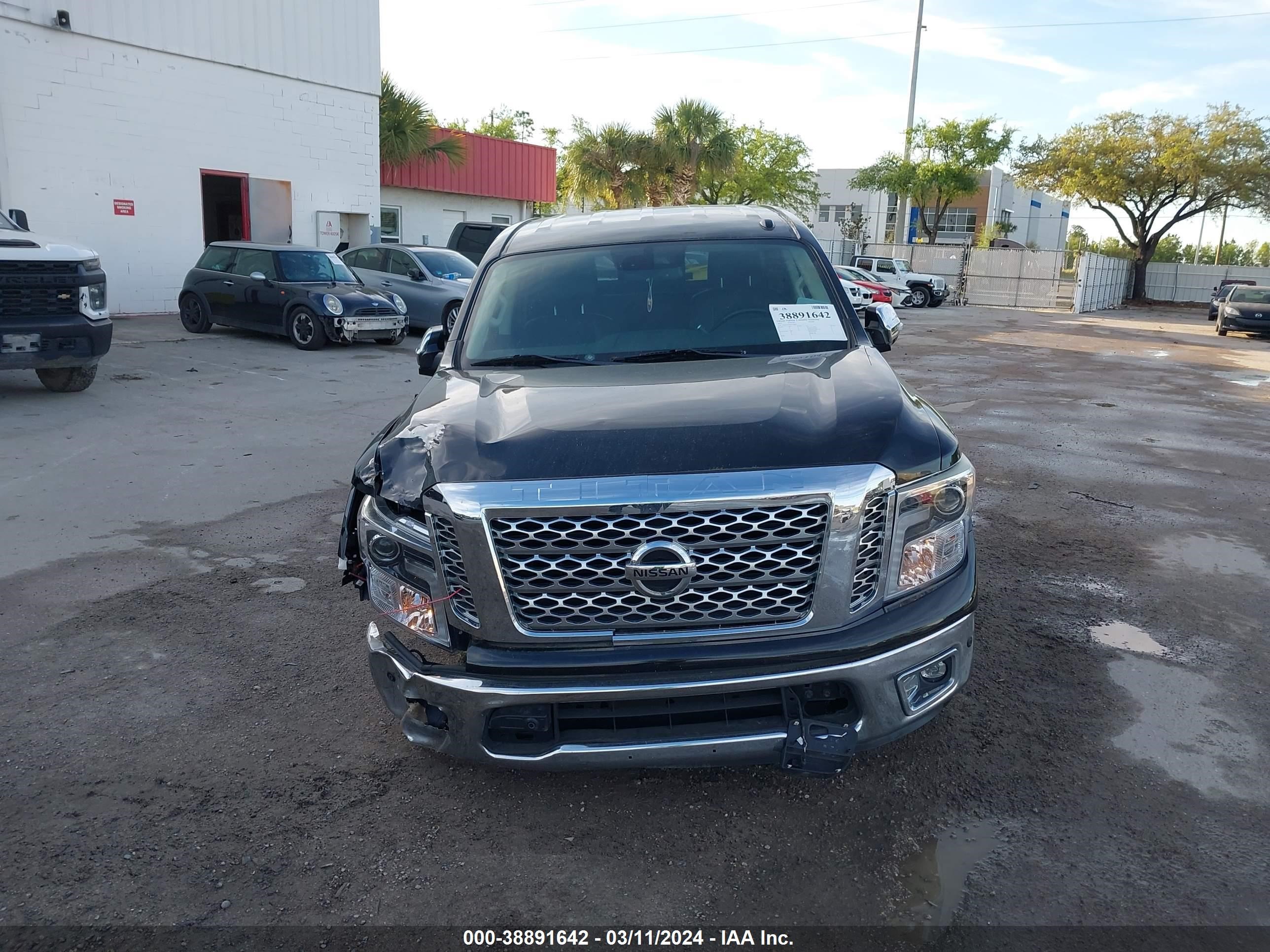 Photo 10 VIN: 1N6AA1E60KN508640 - NISSAN TITAN 