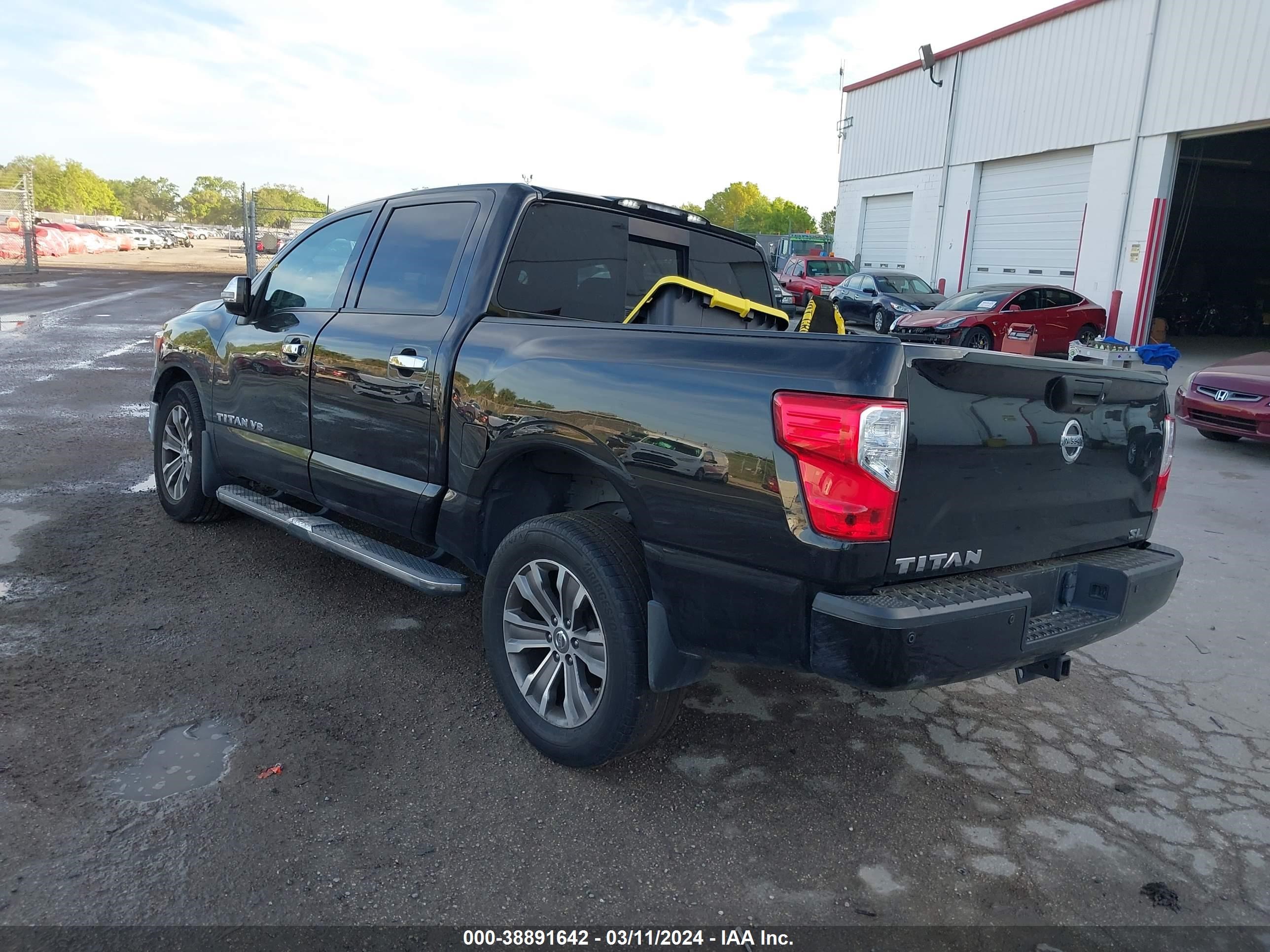 Photo 2 VIN: 1N6AA1E60KN508640 - NISSAN TITAN 