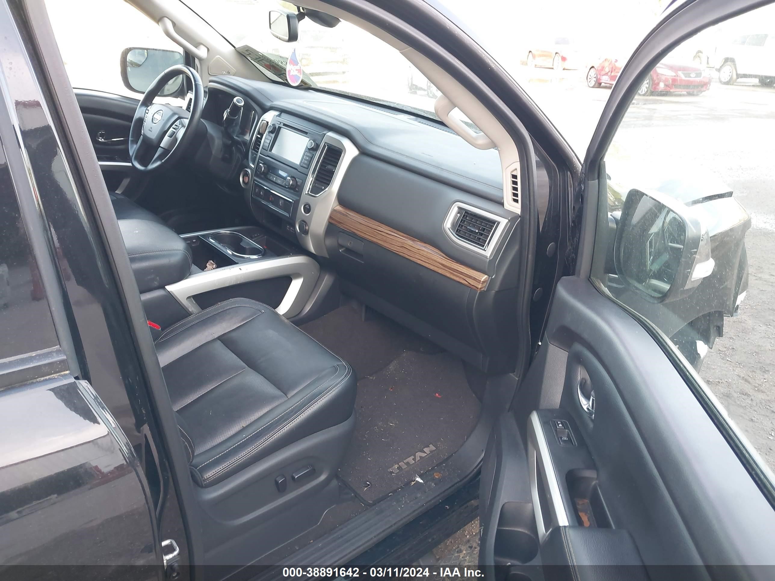 Photo 4 VIN: 1N6AA1E60KN508640 - NISSAN TITAN 