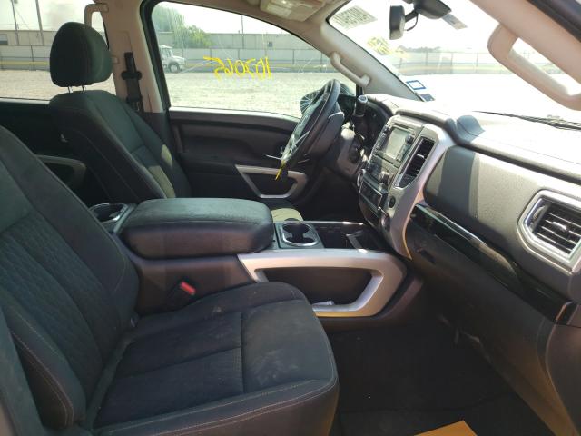 Photo 4 VIN: 1N6AA1E61HN563056 - NISSAN TITAN SV 