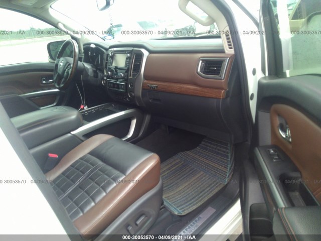 Photo 4 VIN: 1N6AA1E62HN504629 - NISSAN TITAN 