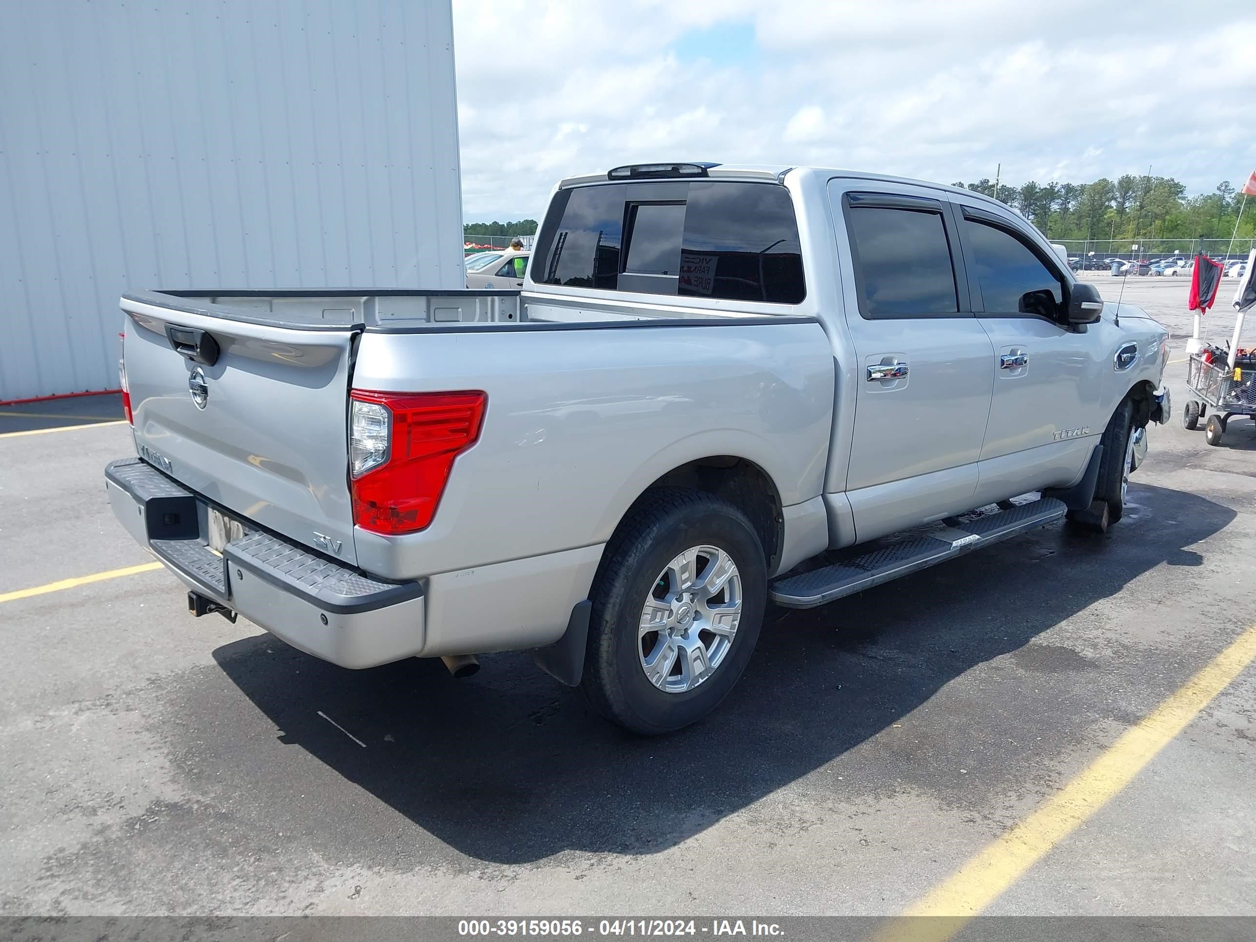 Photo 3 VIN: 1N6AA1E62HN514254 - NISSAN TITAN 