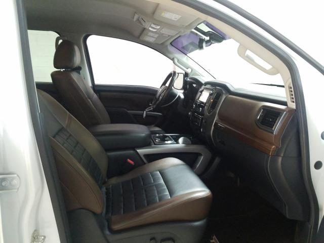 Photo 4 VIN: 1N6AA1E63HN504672 - NISSAN TITAN SV 