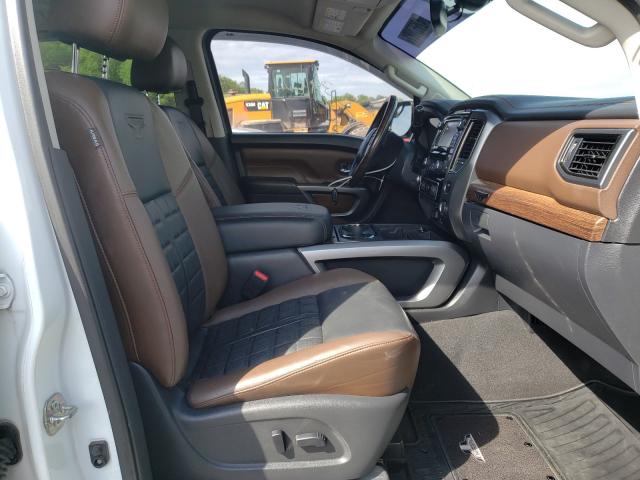 Photo 4 VIN: 1N6AA1E63HN504672 - NISSAN TITAN SV 