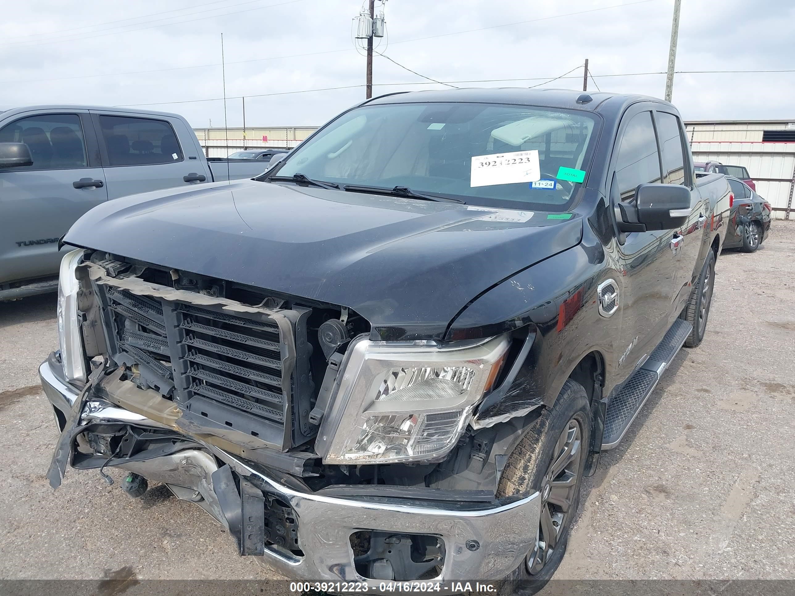 Photo 1 VIN: 1N6AA1E63HN559266 - NISSAN TITAN 