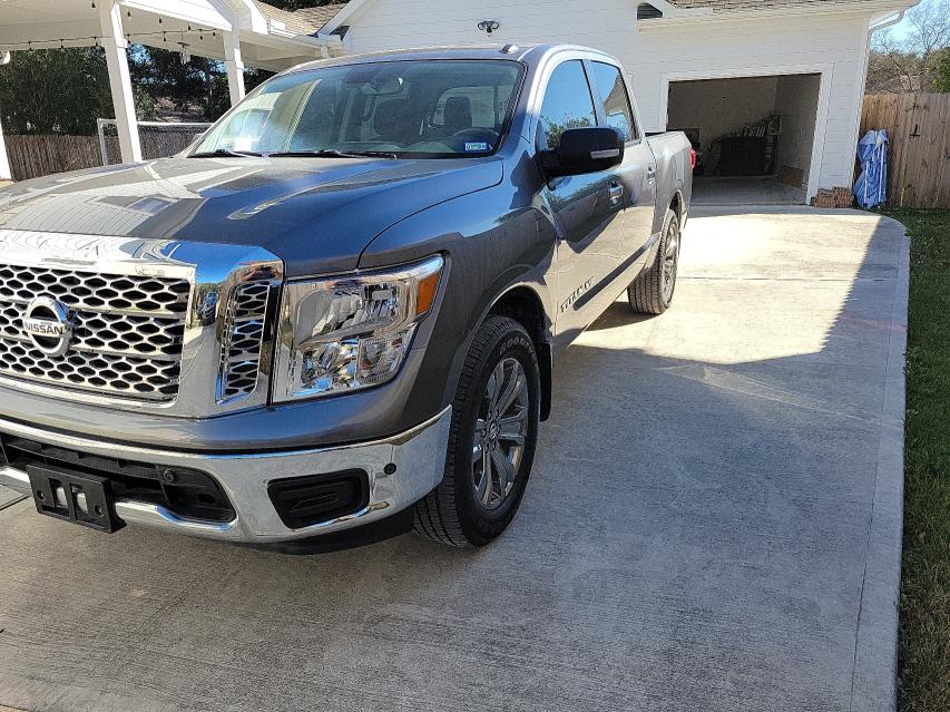 Photo 1 VIN: 1N6AA1E64JN503052 - NISSAN TITAN SV 