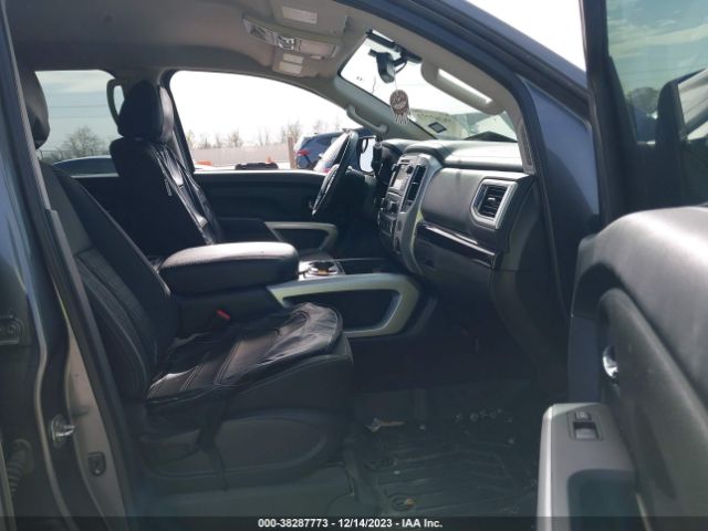 Photo 4 VIN: 1N6AA1E65KN509122 - NISSAN TITAN 