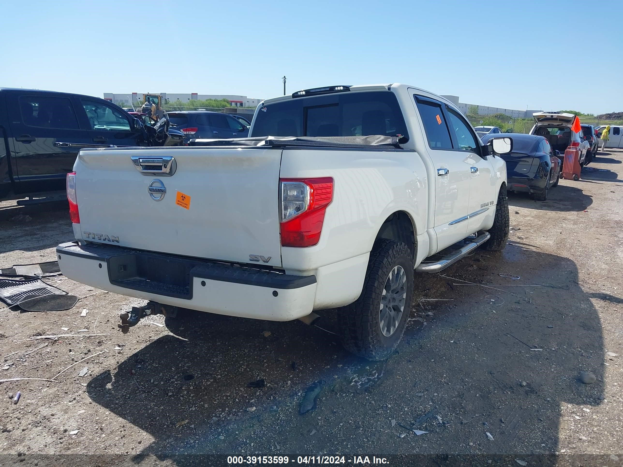 Photo 3 VIN: 1N6AA1E65KN527944 - NISSAN TITAN 