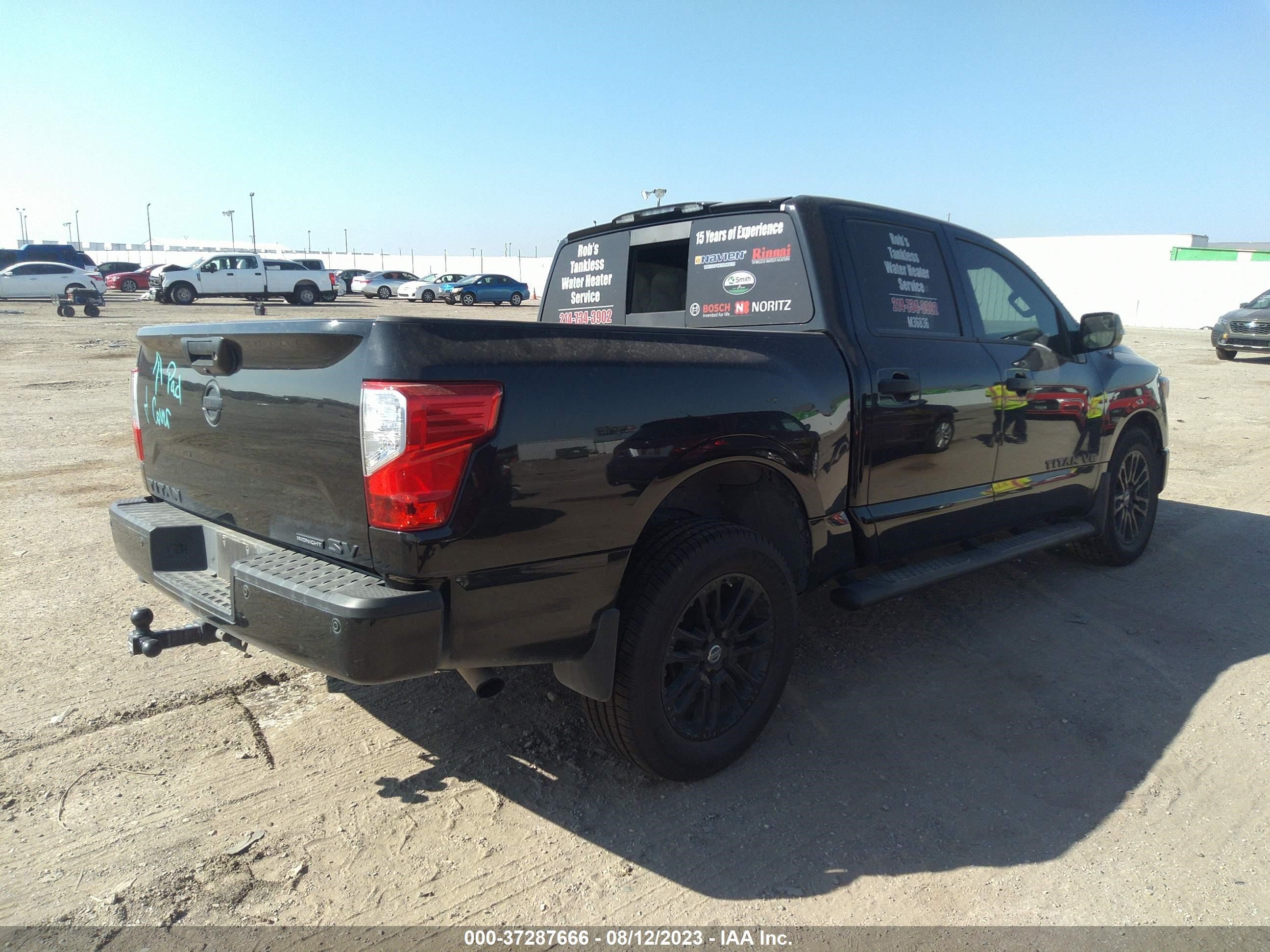 Photo 3 VIN: 1N6AA1E65KN529712 - NISSAN TITAN 