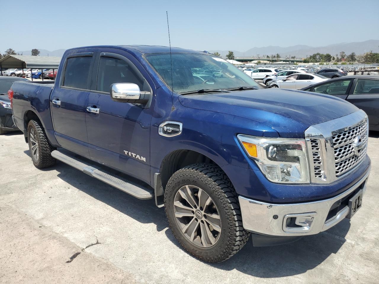 Photo 3 VIN: 1N6AA1E67HN508885 - NISSAN TITAN 