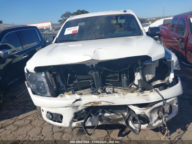 Photo 5 VIN: 1N6AA1E67KN500860 - NISSAN TITAN 