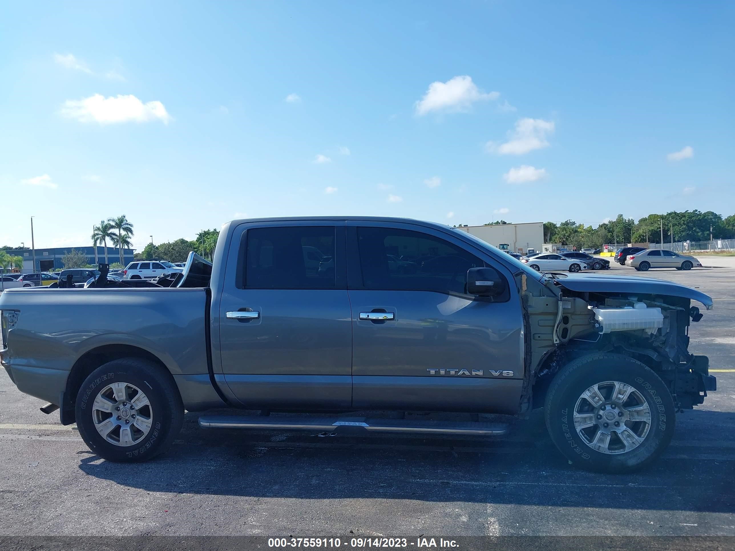 Photo 13 VIN: 1N6AA1E68JN533154 - NISSAN TITAN 