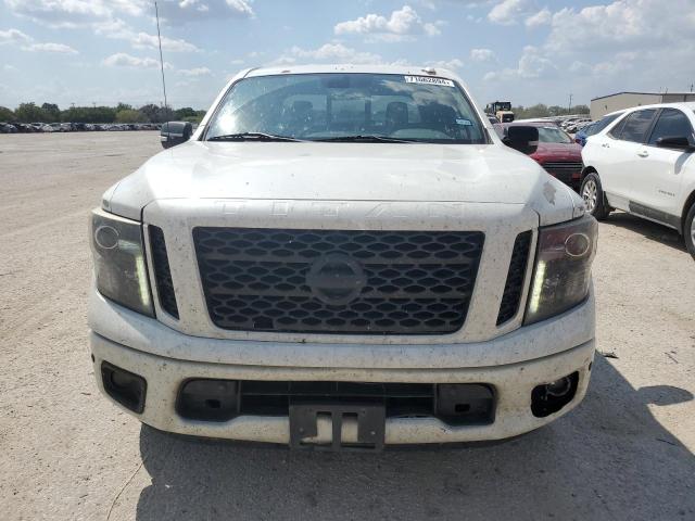 Photo 4 VIN: 1N6AA1E68JN534241 - NISSAN TITAN SV 