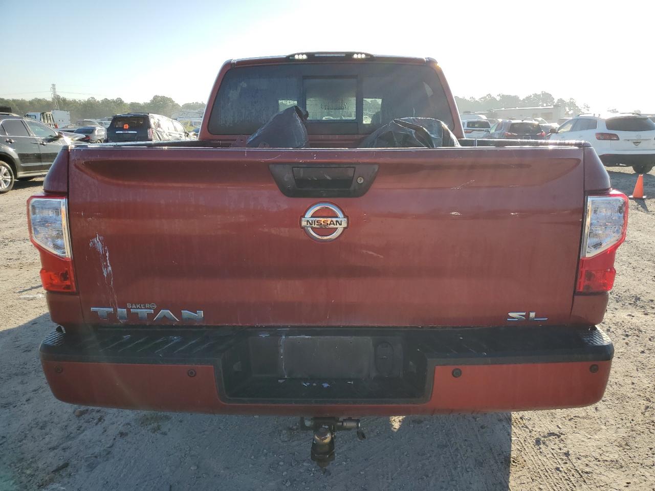 Photo 5 VIN: 1N6AA1E69HN532430 - NISSAN TITAN 