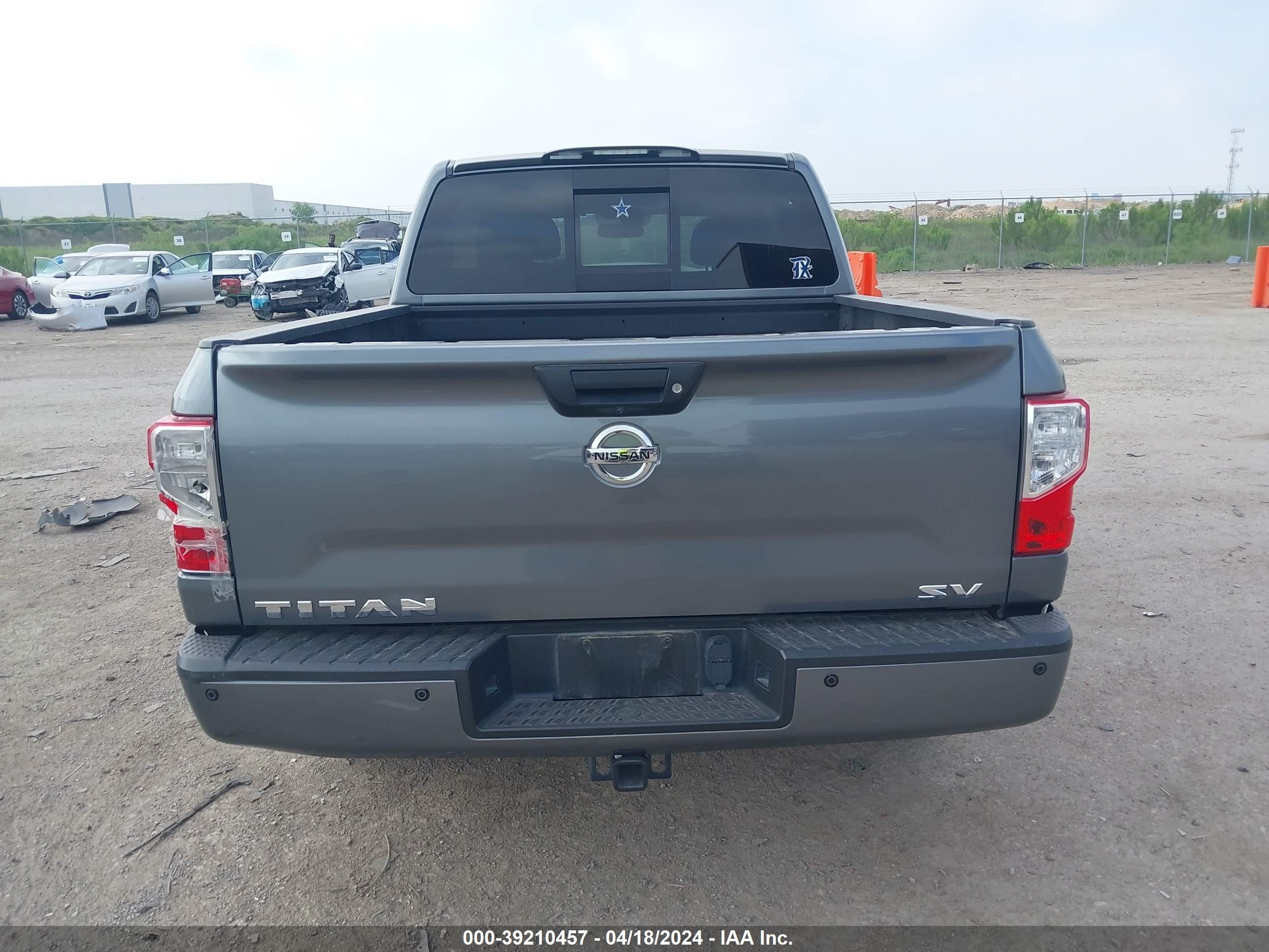 Photo 14 VIN: 1N6AA1E69HN533349 - NISSAN TITAN 