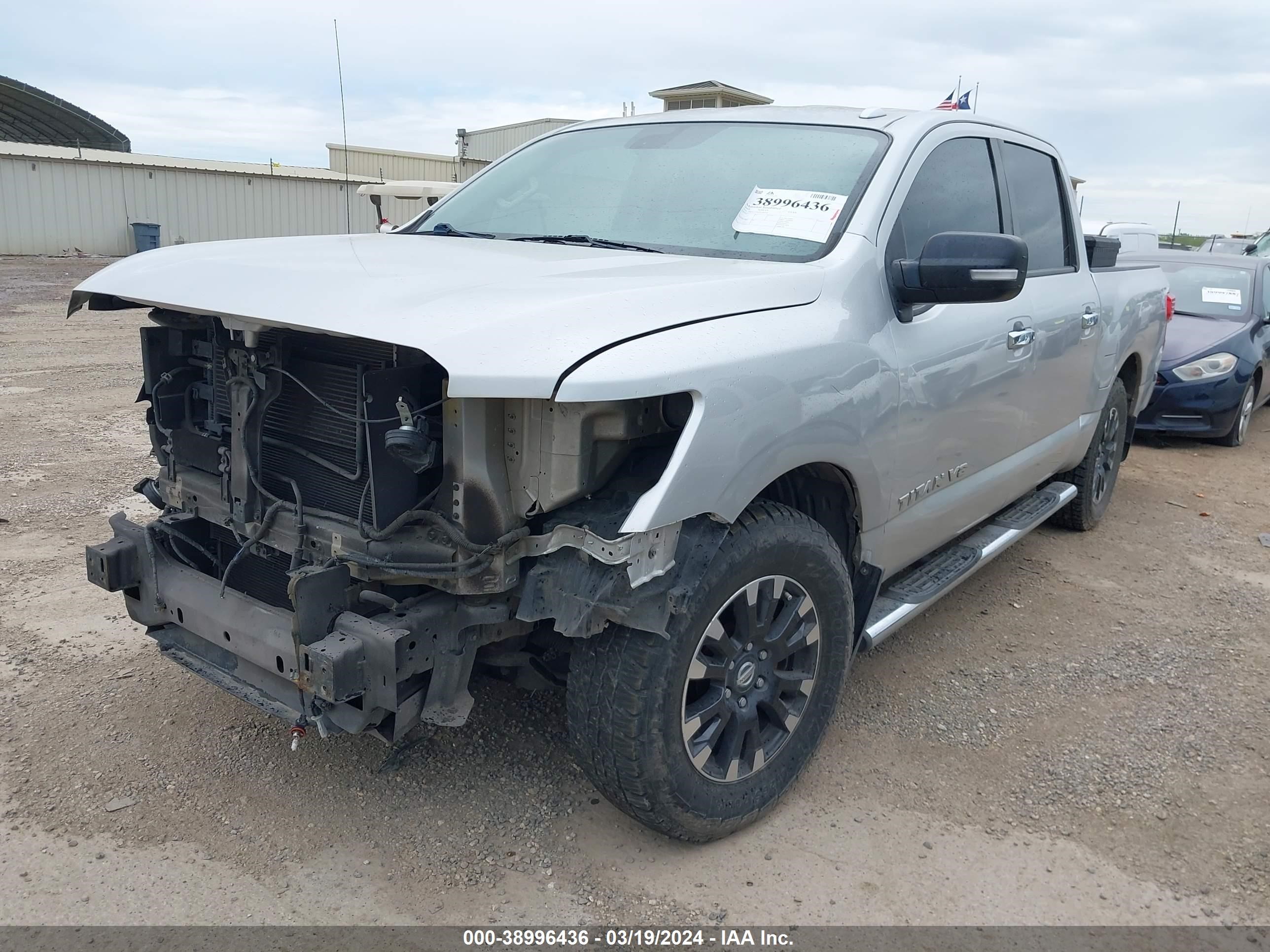 Photo 1 VIN: 1N6AA1E69JN509560 - NISSAN TITAN 