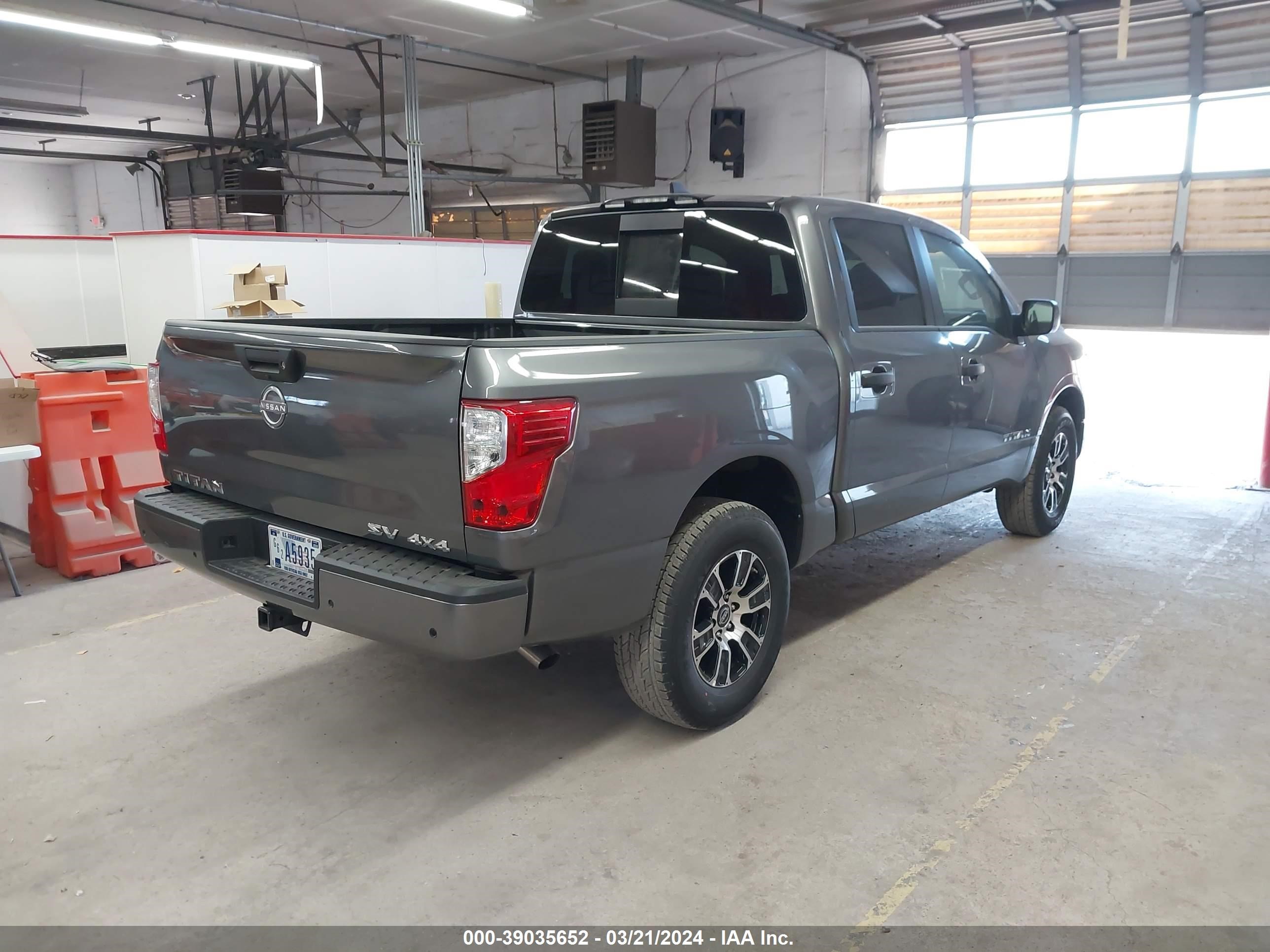 Photo 3 VIN: 1N6AA1EC4RN109973 - NISSAN TITAN 