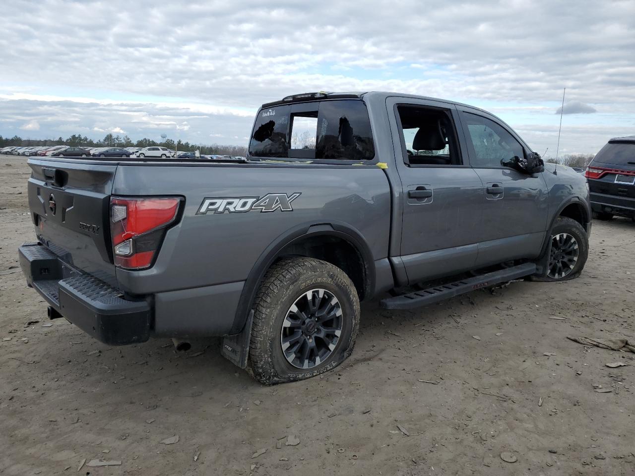 Photo 2 VIN: 1N6AA1ED1MN532883 - NISSAN TITAN 