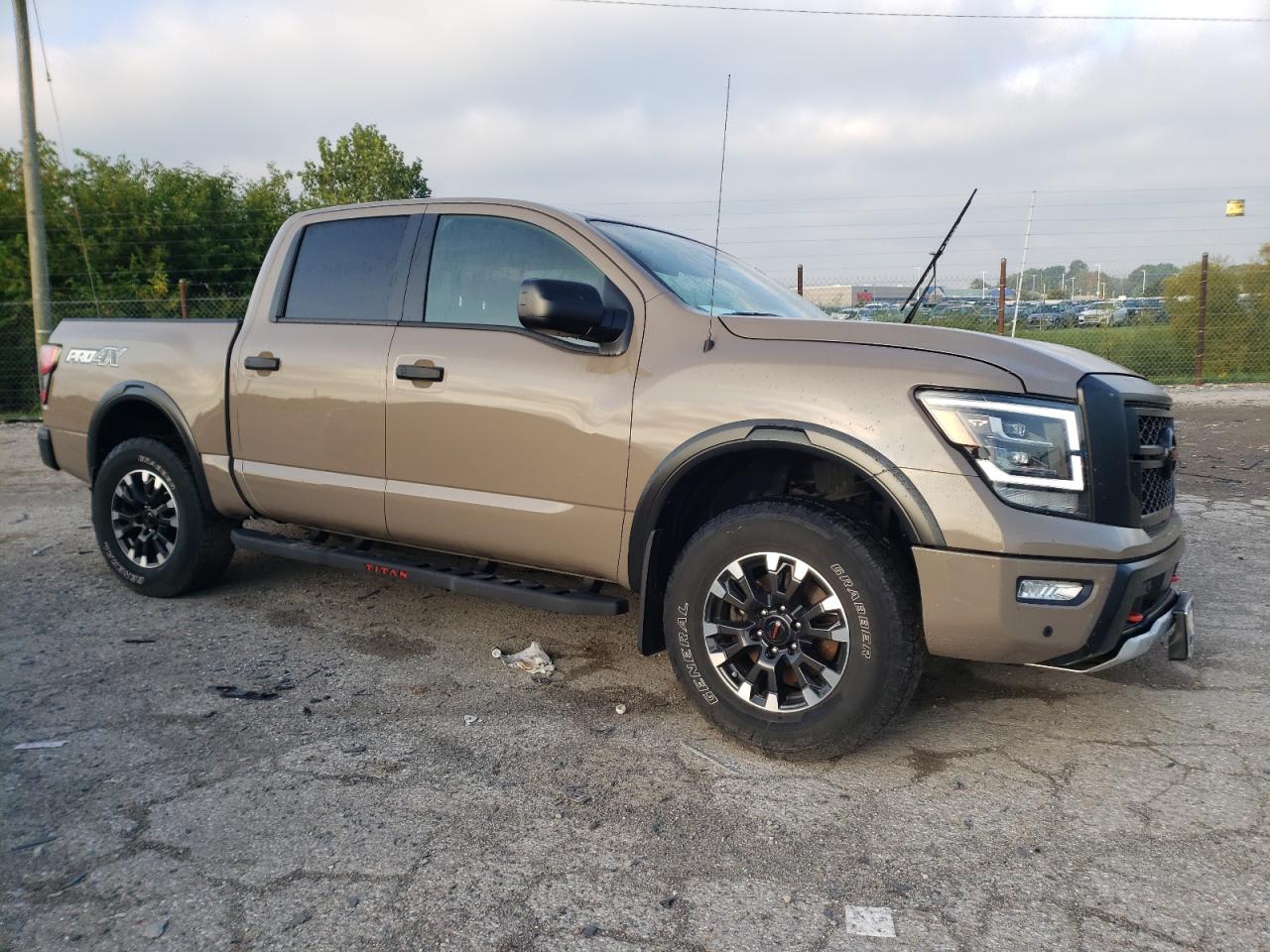 Photo 3 VIN: 1N6AA1ED2MN516983 - NISSAN TITAN 