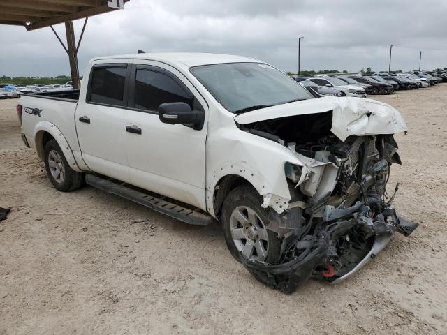 Photo 3 VIN: 1N6AA1ED3NN102953 - NISSAN TITAN 