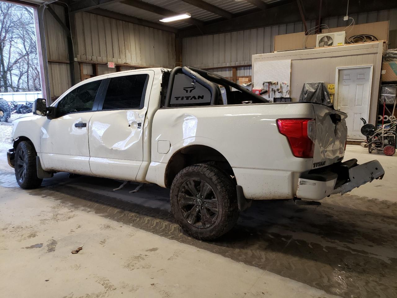 Photo 1 VIN: 1N6AA1ED5PN103394 - NISSAN TITAN 