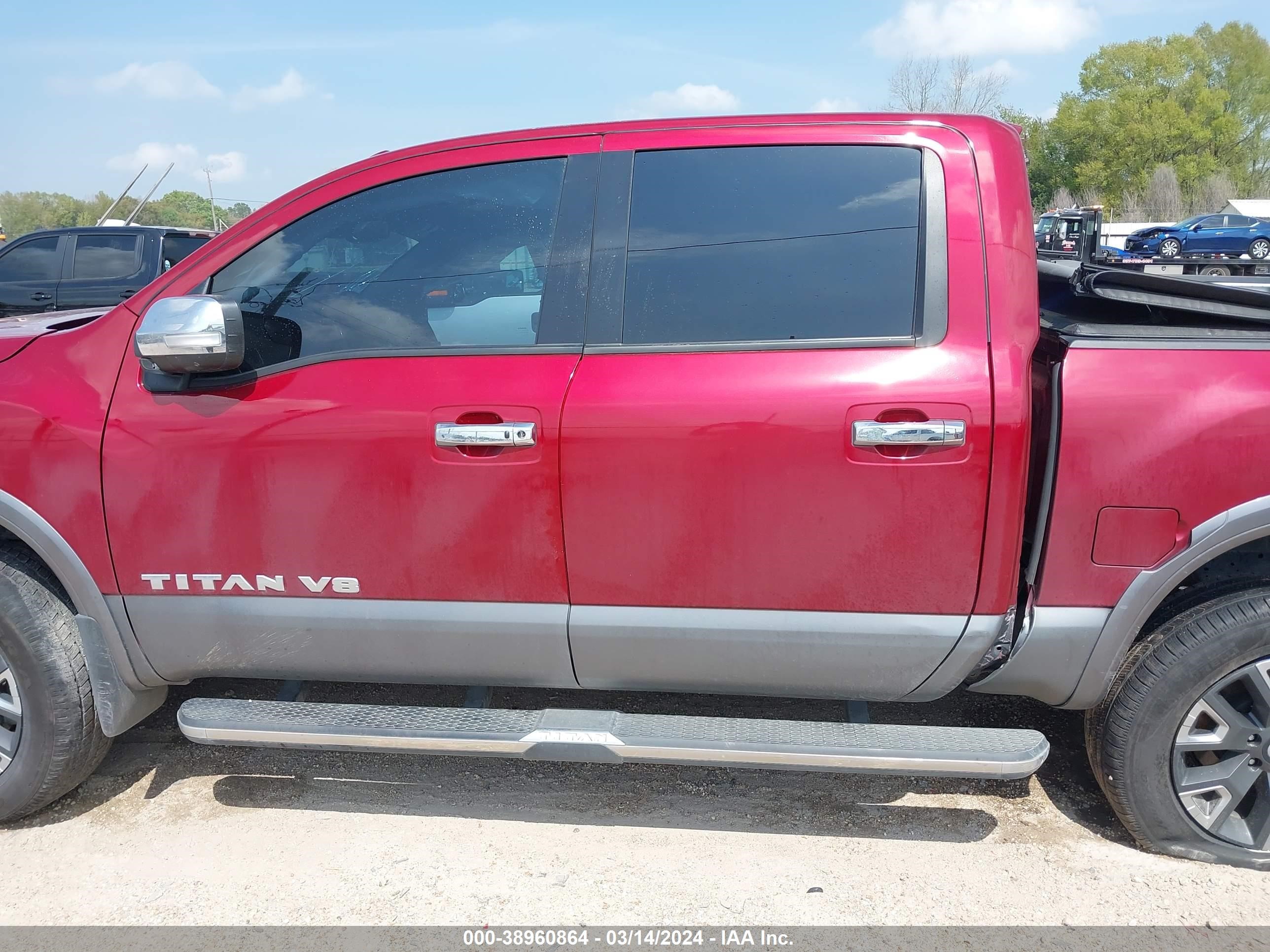 Photo 13 VIN: 1N6AA1ED6LN500543 - NISSAN TITAN 