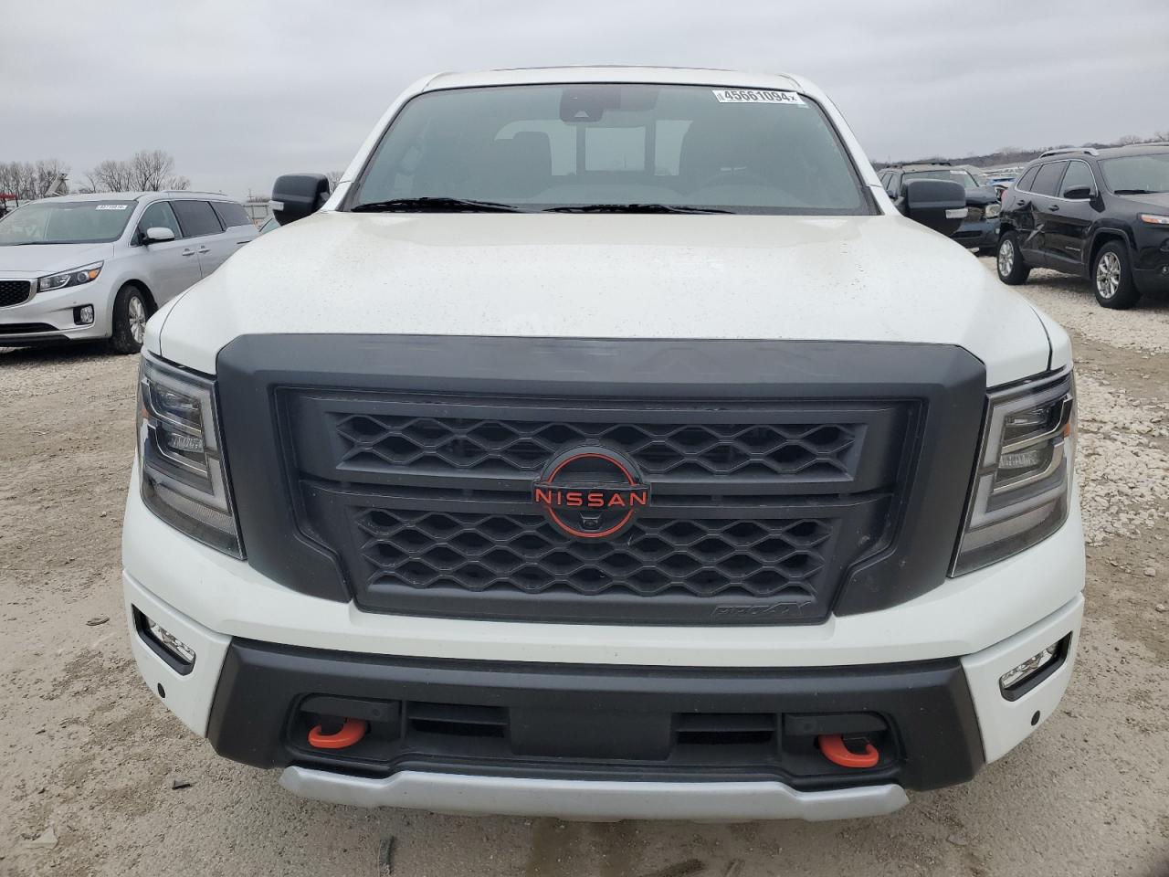 Photo 4 VIN: 1N6AA1ED6PN106546 - NISSAN TITAN 