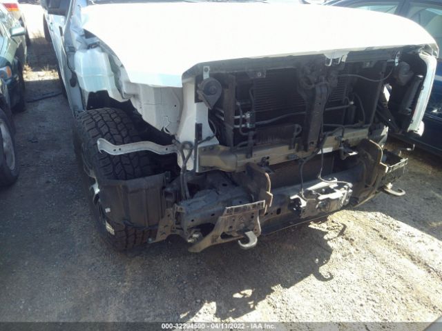 Photo 5 VIN: 1N6AA1ED7LN505637 - NISSAN TITAN 