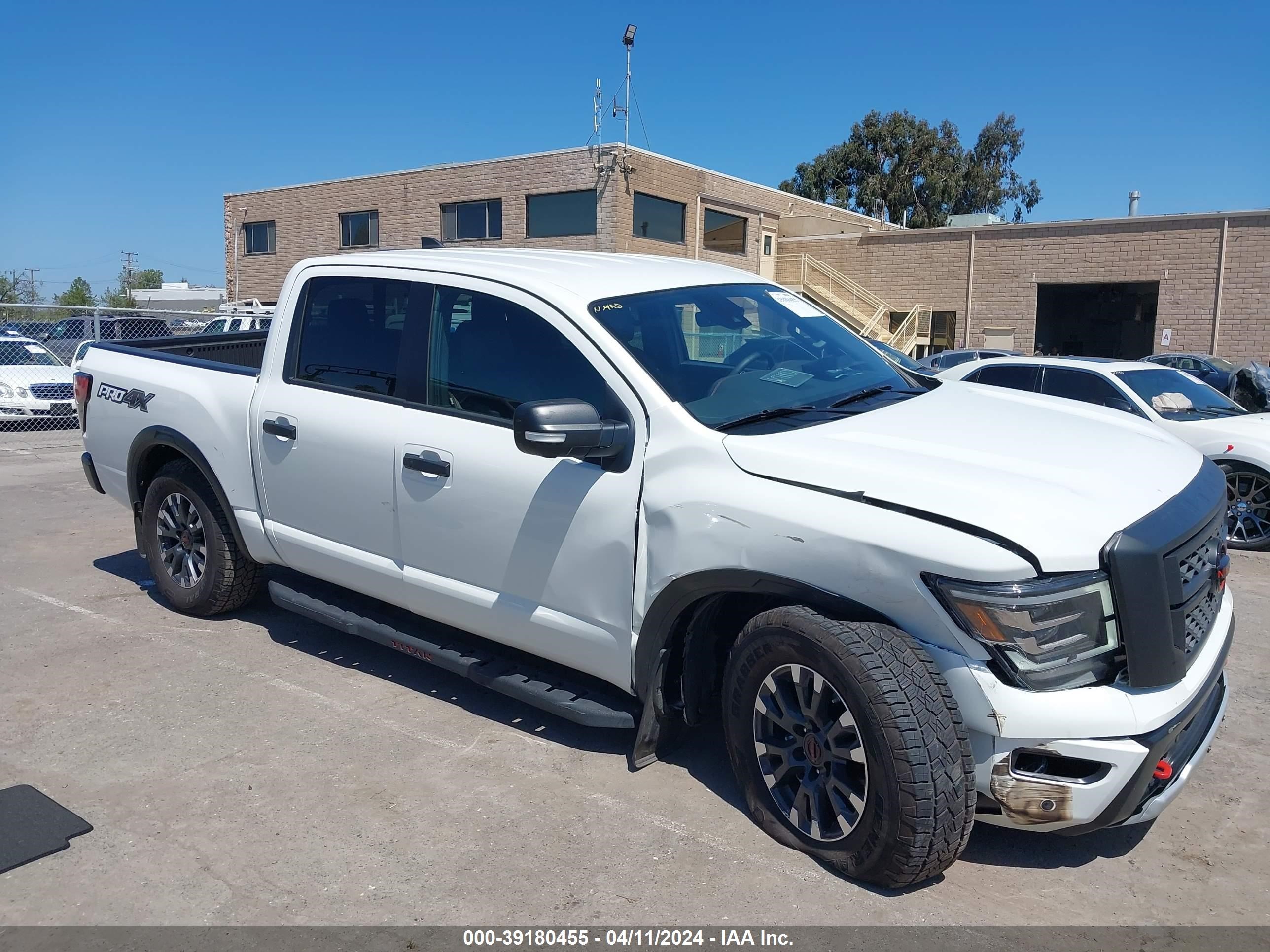 Photo 12 VIN: 1N6AA1ED7PN104630 - NISSAN TITAN 