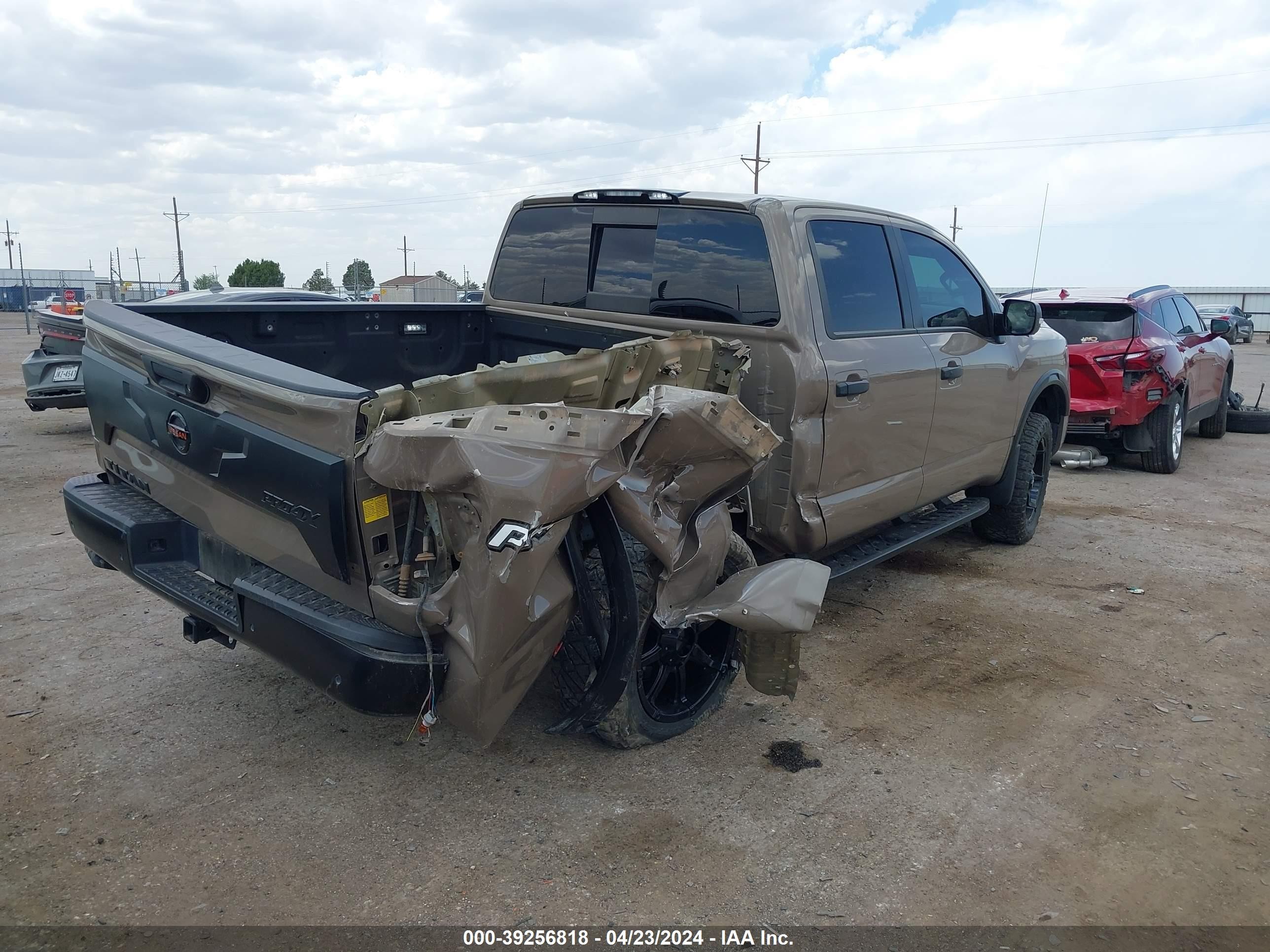 Photo 3 VIN: 1N6AA1ED9LN511326 - NISSAN TITAN 