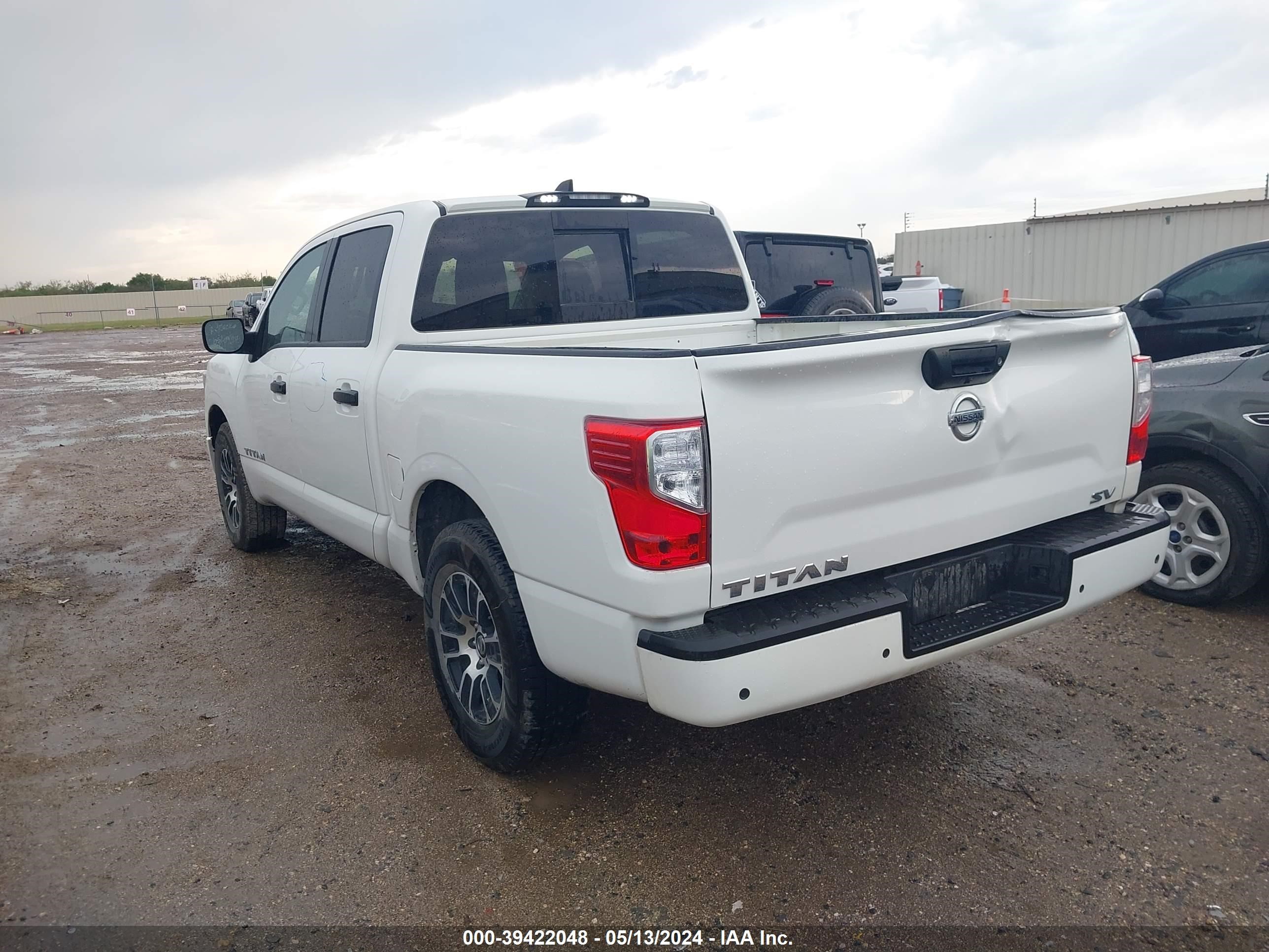 Photo 2 VIN: 1N6AA1EE7NN104911 - NISSAN TITAN 