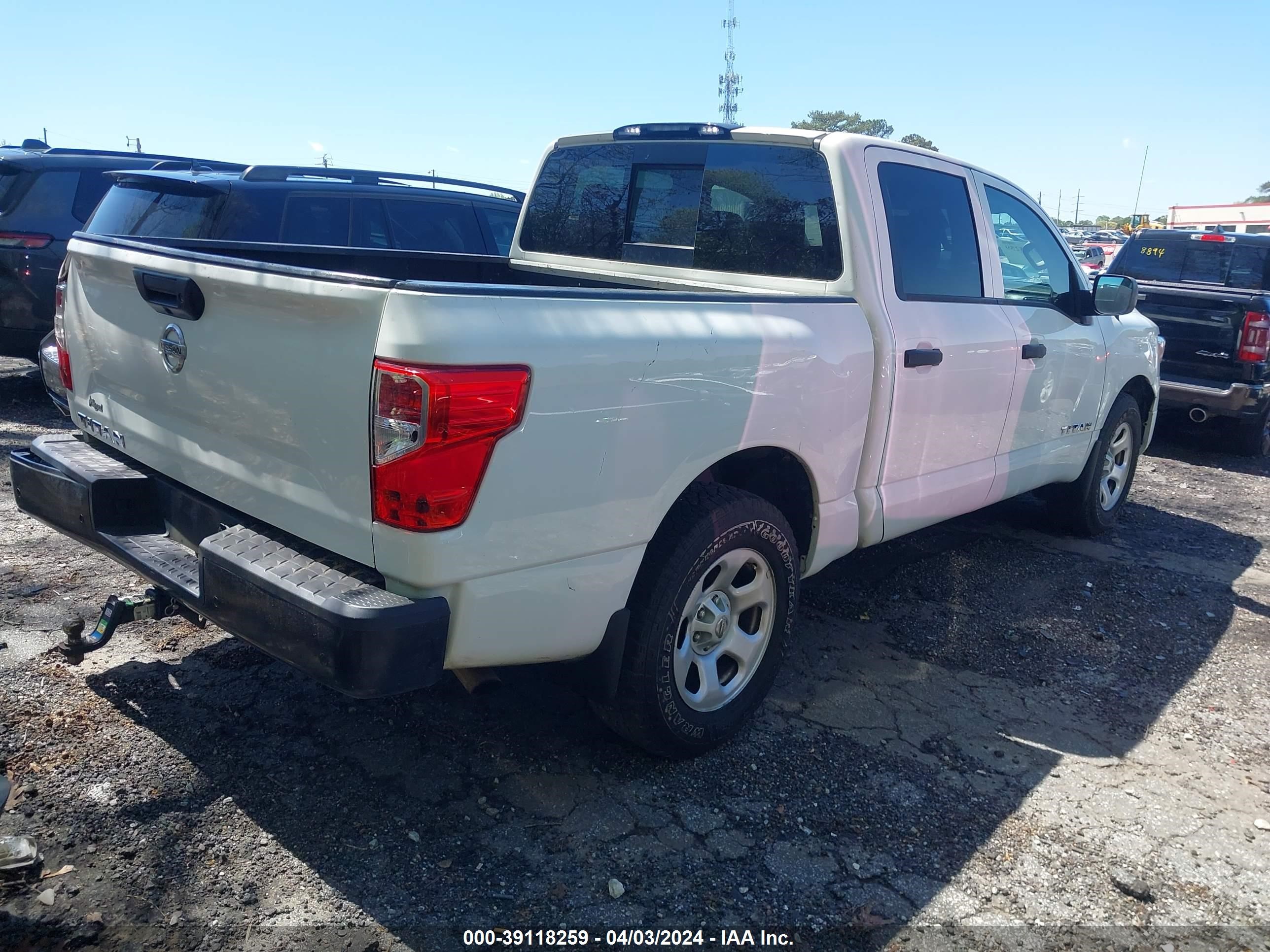 Photo 3 VIN: 1N6AA1EEXMN516545 - NISSAN TITAN 