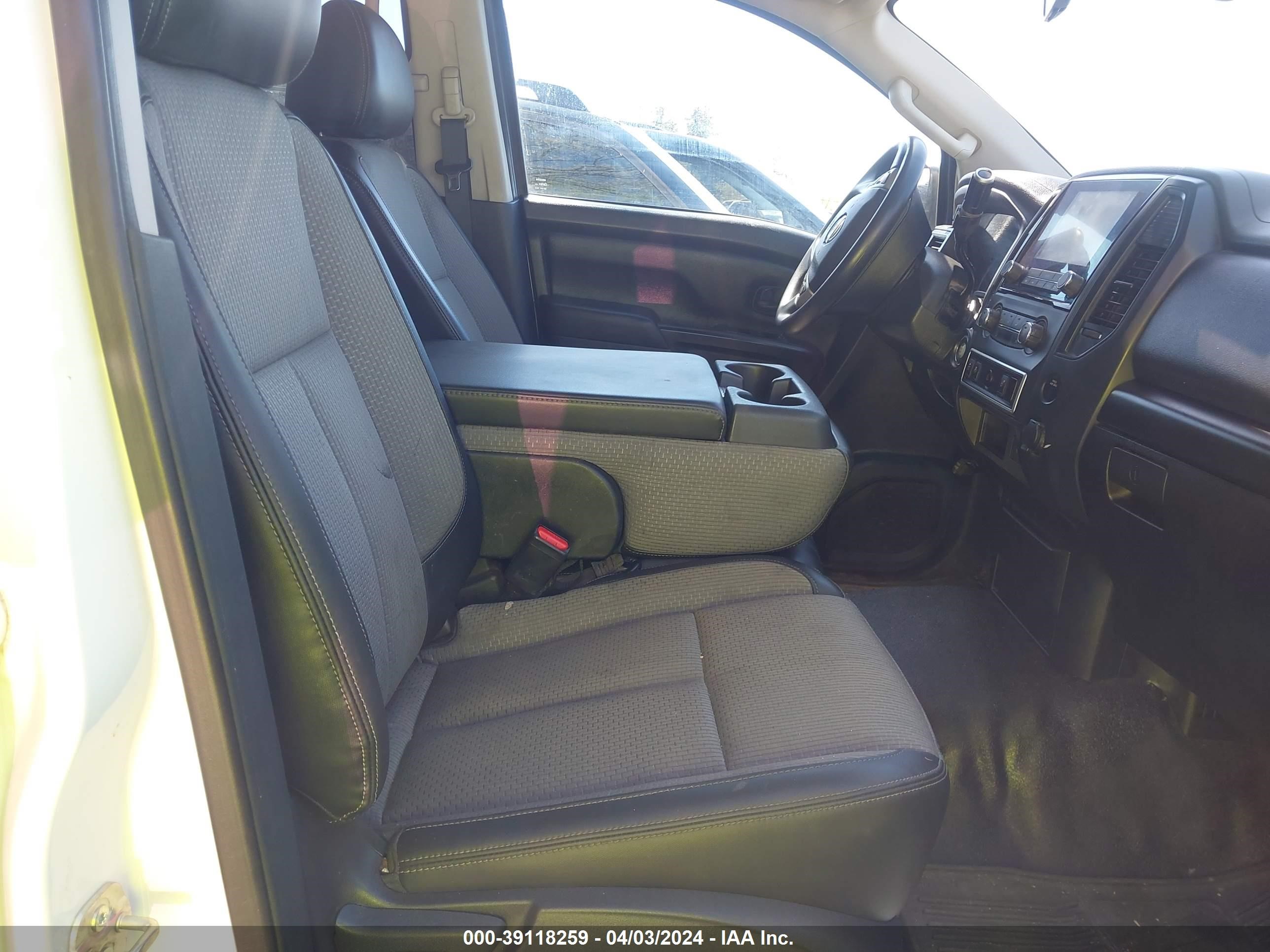 Photo 4 VIN: 1N6AA1EEXMN516545 - NISSAN TITAN 