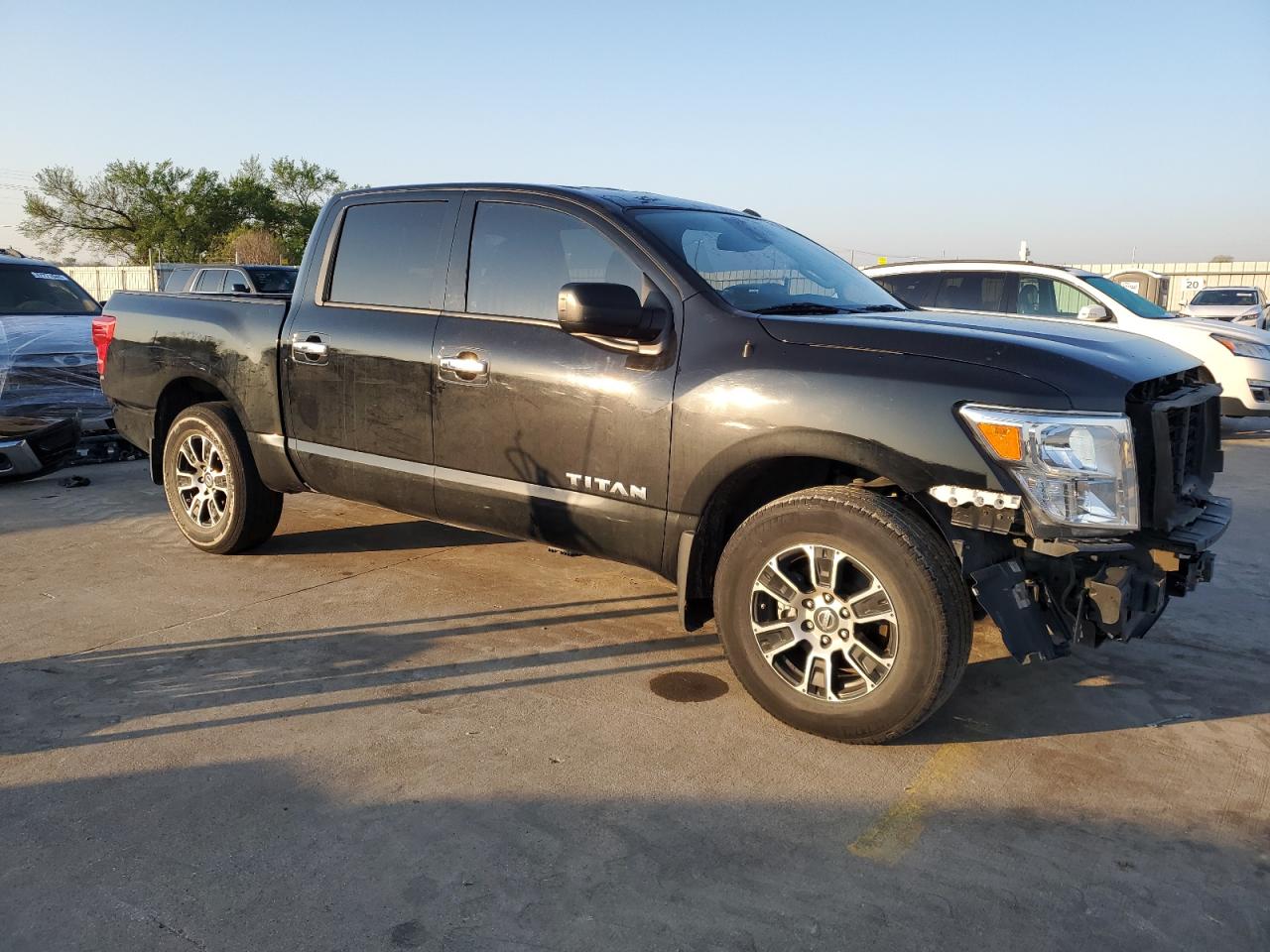 Photo 3 VIN: 1N6AA1EF1MN521075 - NISSAN TITAN 