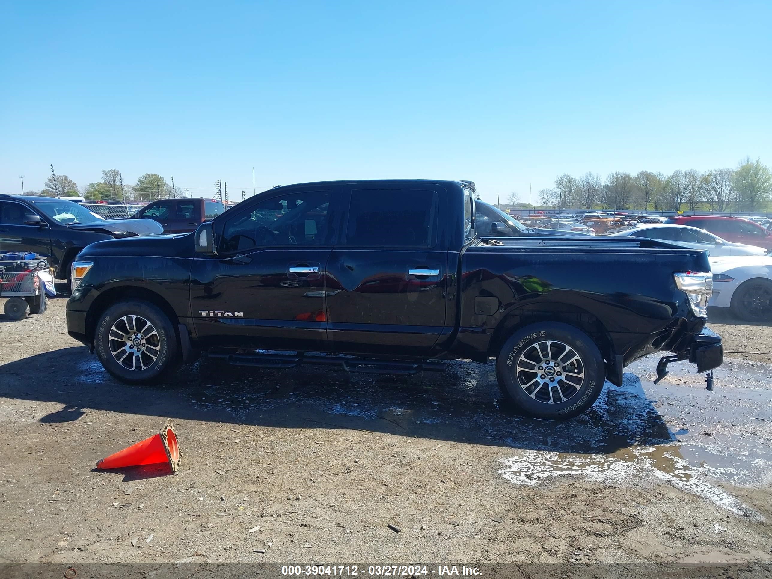 Photo 13 VIN: 1N6AA1EF7MN516026 - NISSAN TITAN 