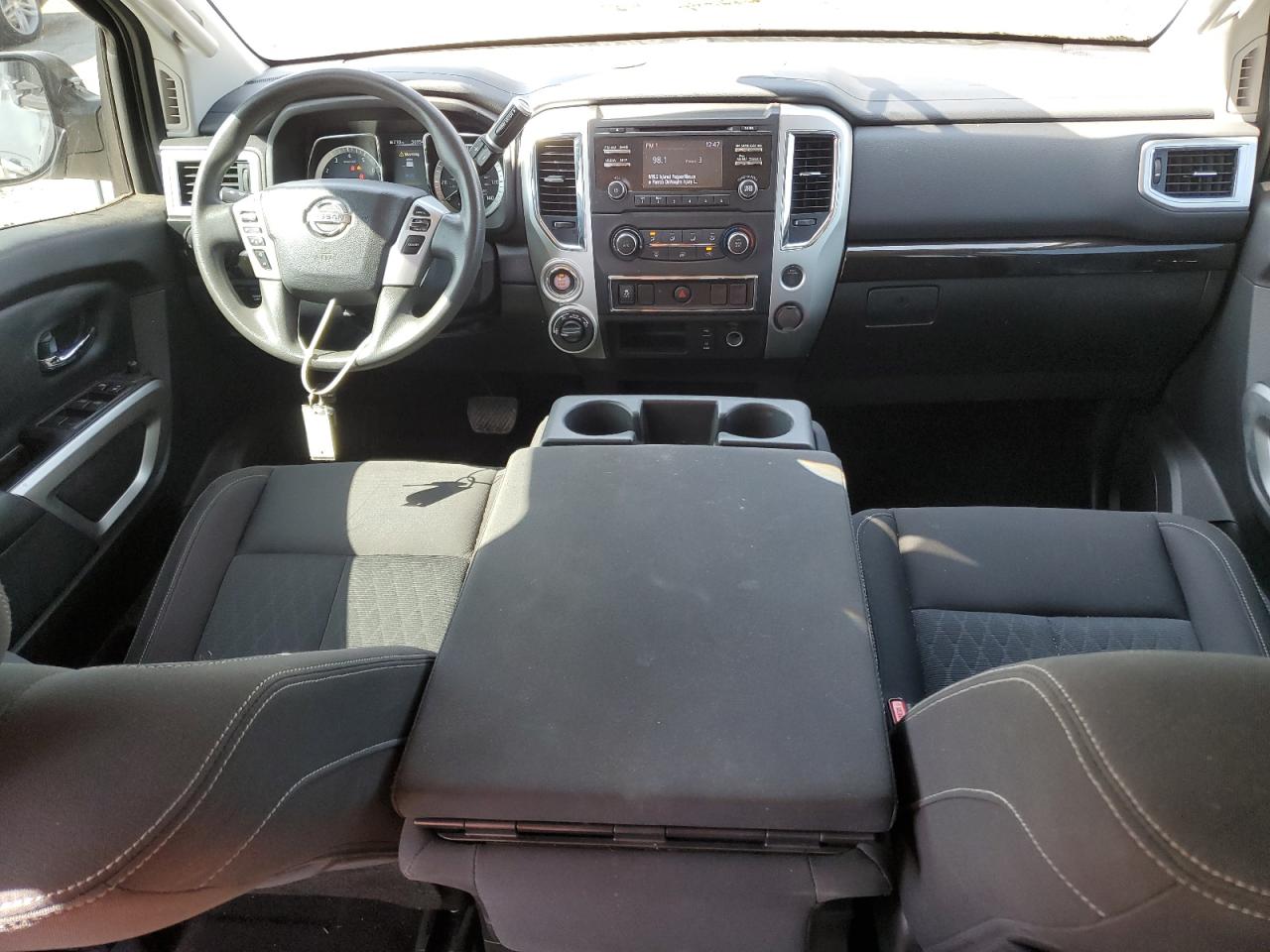 Photo 8 VIN: 1N6AA1EJ5JN506904 - NISSAN TITAN 