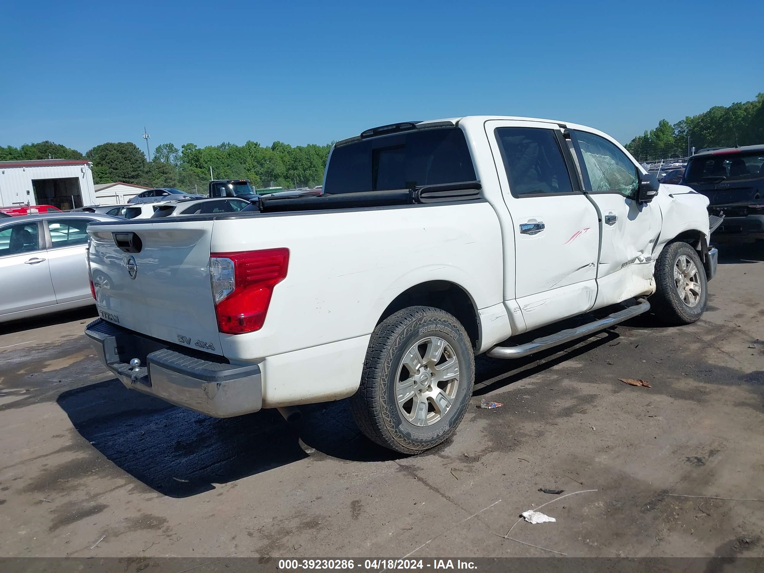 Photo 3 VIN: 1N6AA1EJ6JN525784 - NISSAN TITAN 