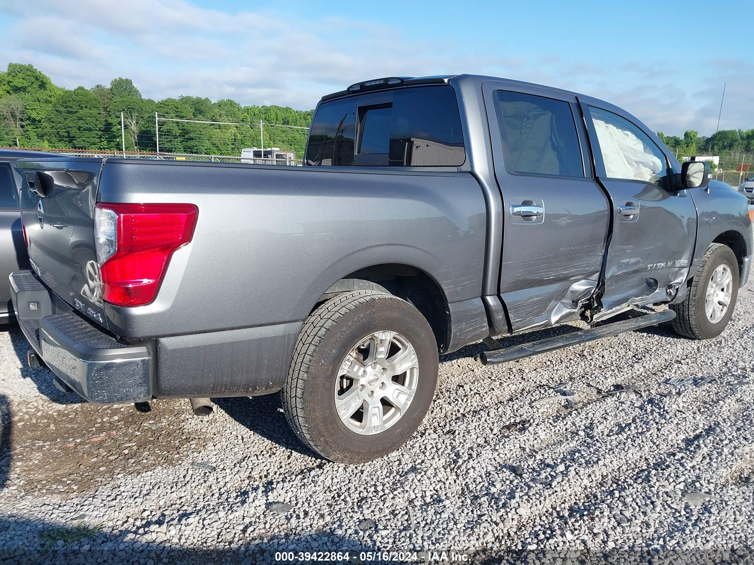 Photo 3 VIN: 1N6AA1EJ8JN501261 - NISSAN TITAN 