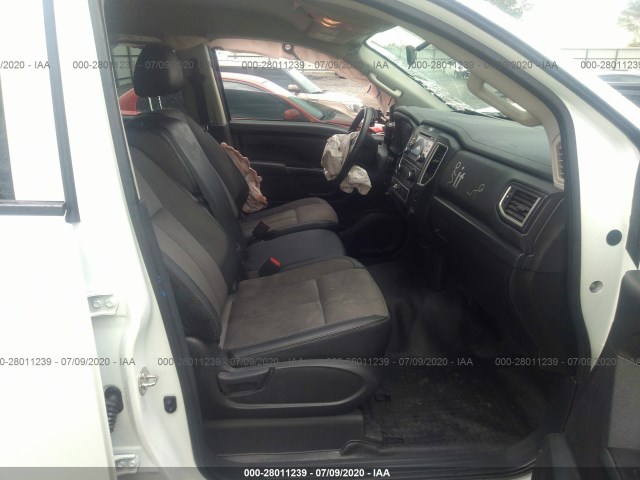 Photo 4 VIN: 1N6AA1EJXHN545496 - NISSAN TITAN 