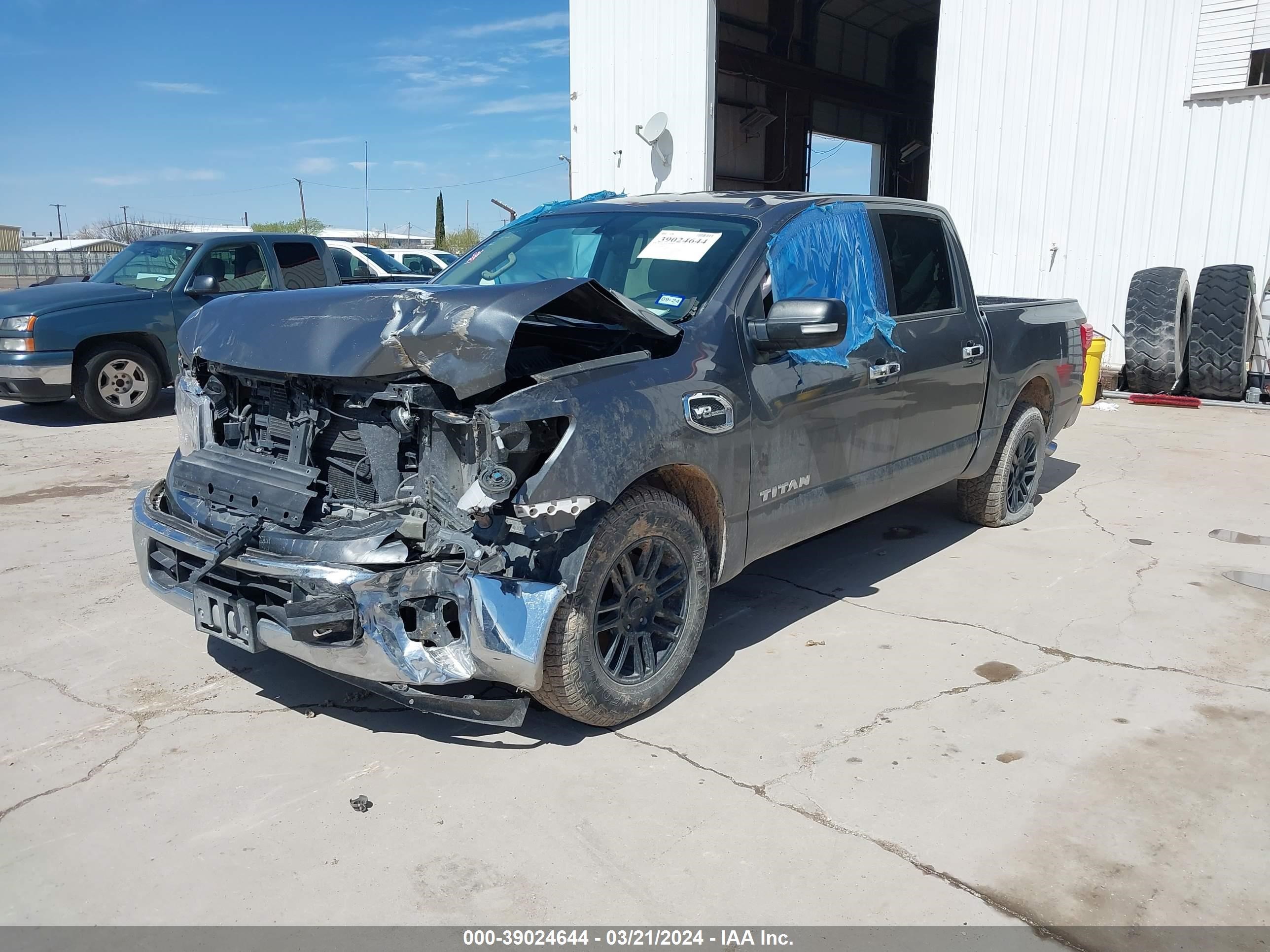 Photo 1 VIN: 1N6AA1EK0HN504223 - NISSAN TITAN 