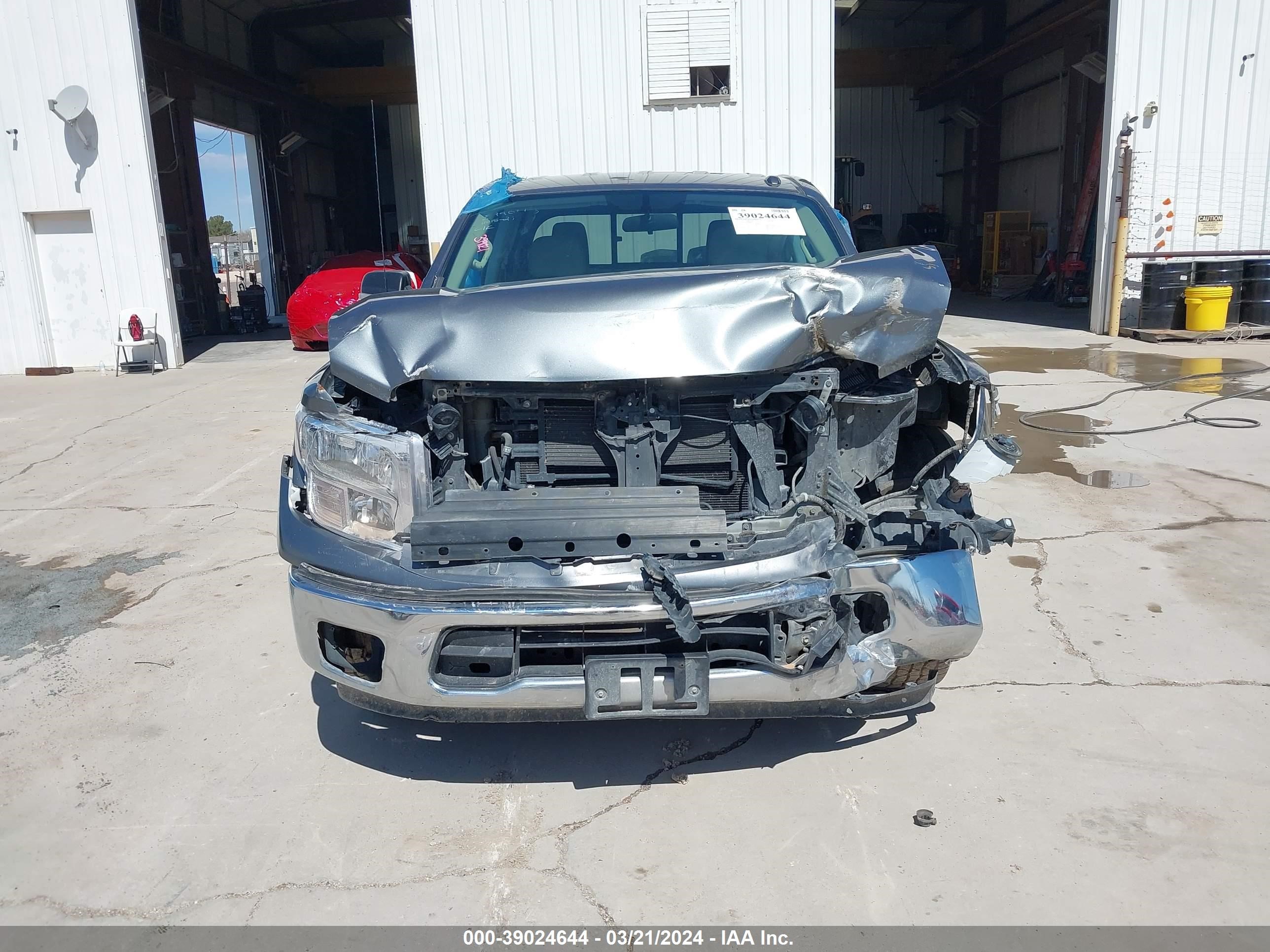 Photo 11 VIN: 1N6AA1EK0HN504223 - NISSAN TITAN 